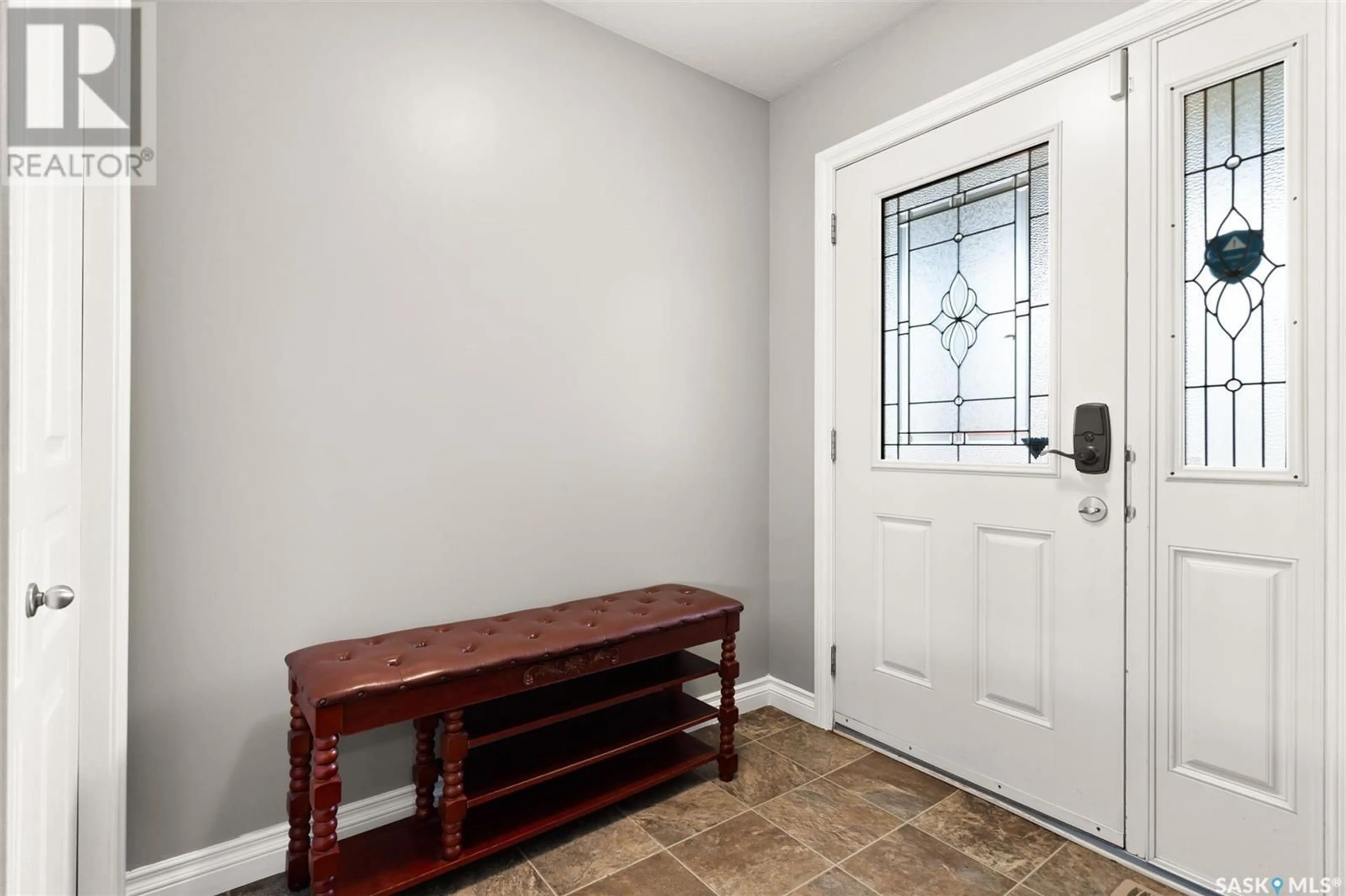 Indoor entryway for 4721 HAMES CRESCENT, Regina Saskatchewan S4W0B3