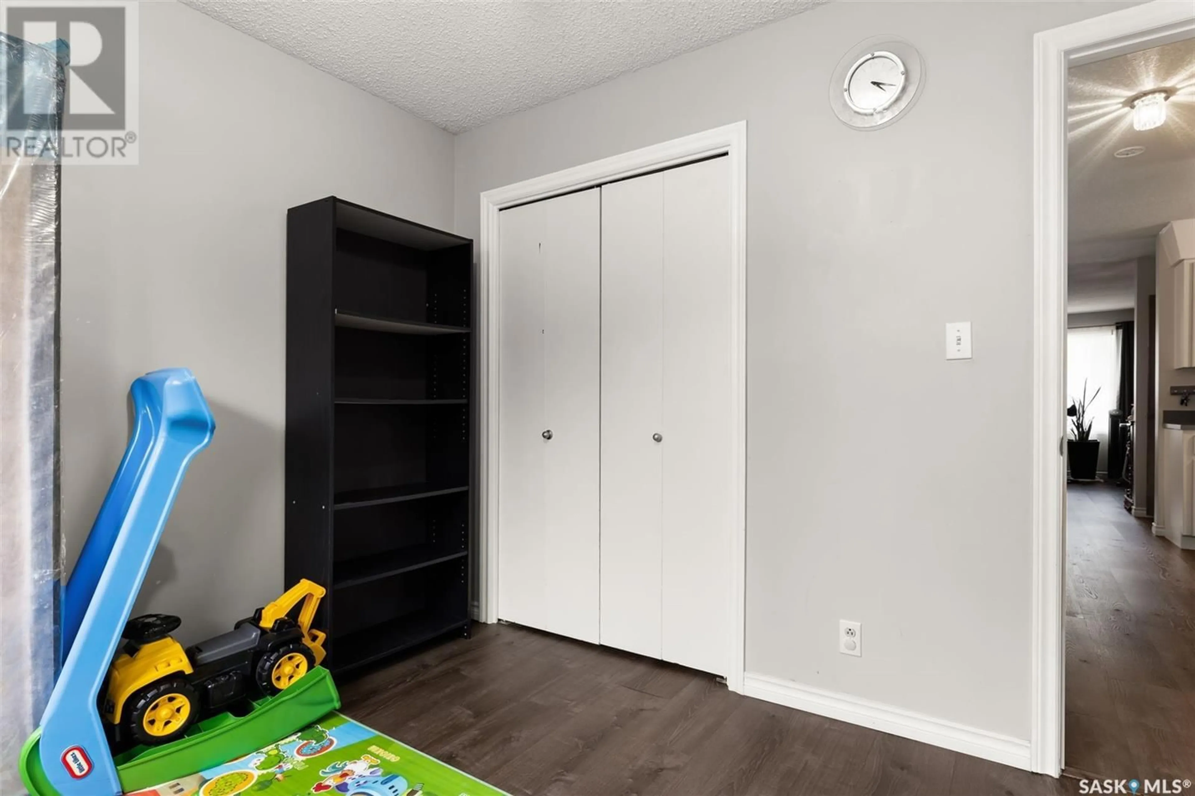 A pic of a room for 430 ST JOHN STREET, Regina Saskatchewan S4R1R3