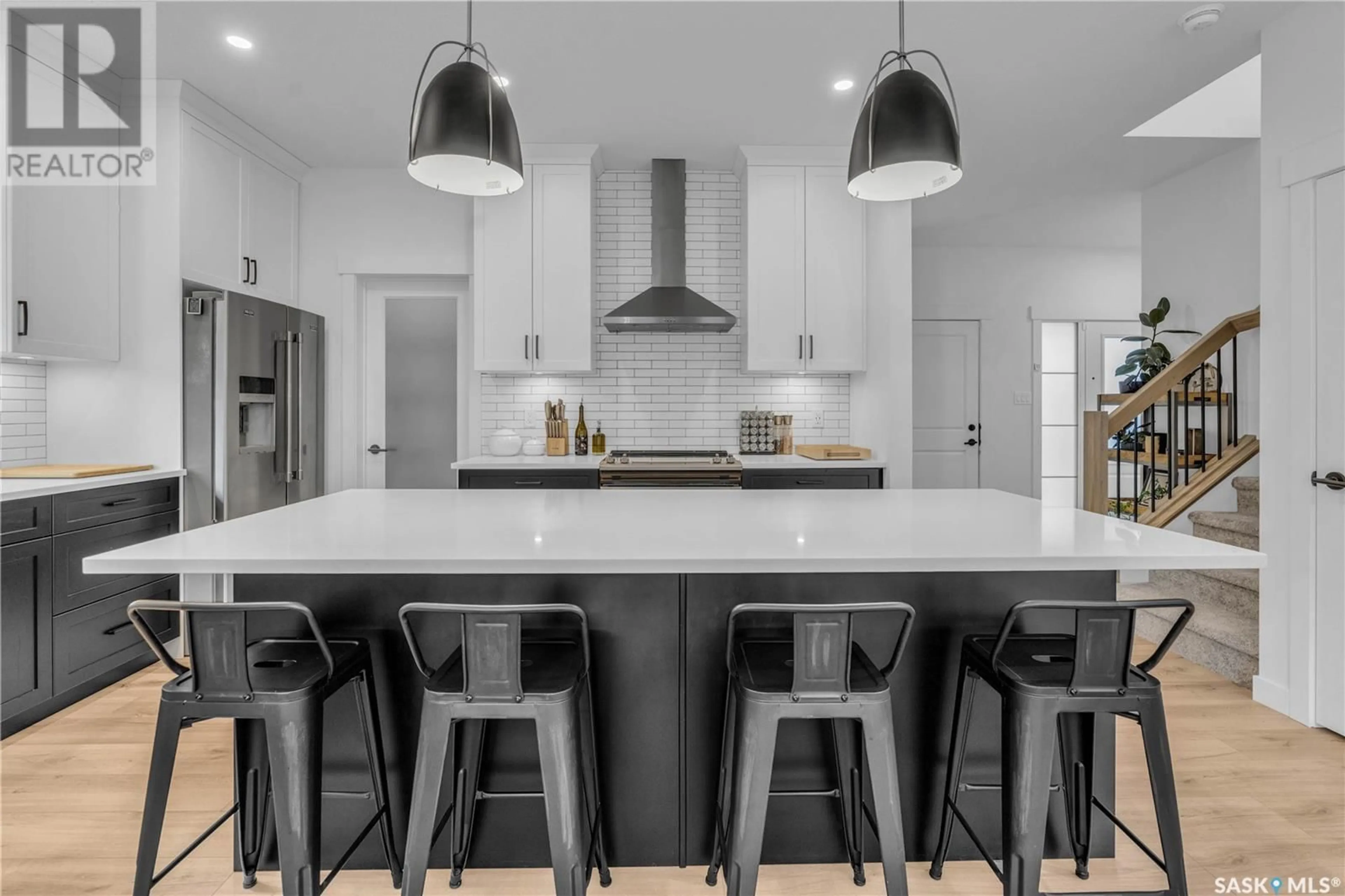 Contemporary kitchen, ceramic/tile floor for 3518 GREEN CREEK ROAD, Regina Saskatchewan S4V3H3