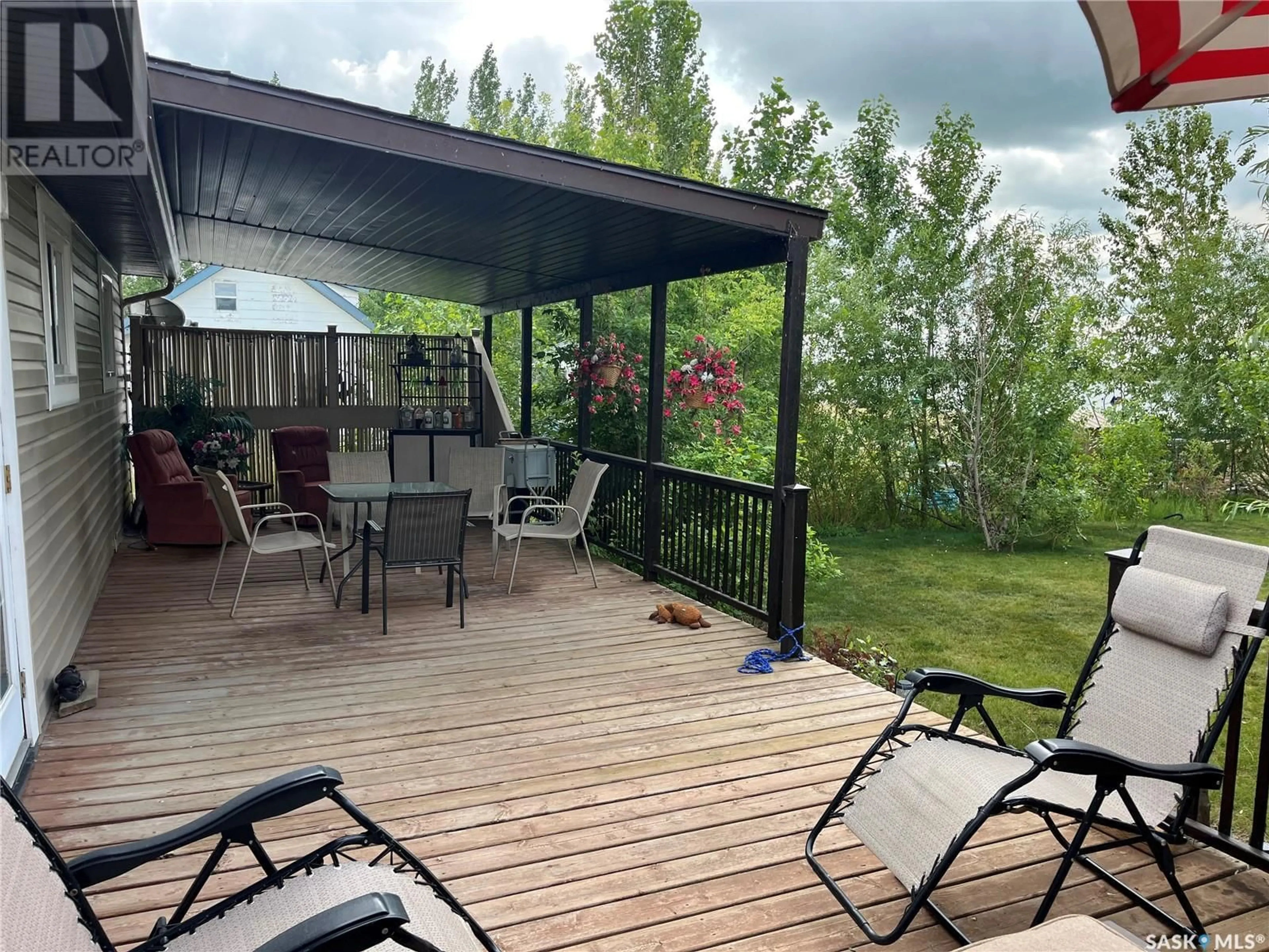 Patio, water/lake/river/ocean view for 104 HEISTAD PLACE, Fishing Lake Saskatchewan S0A1Y0
