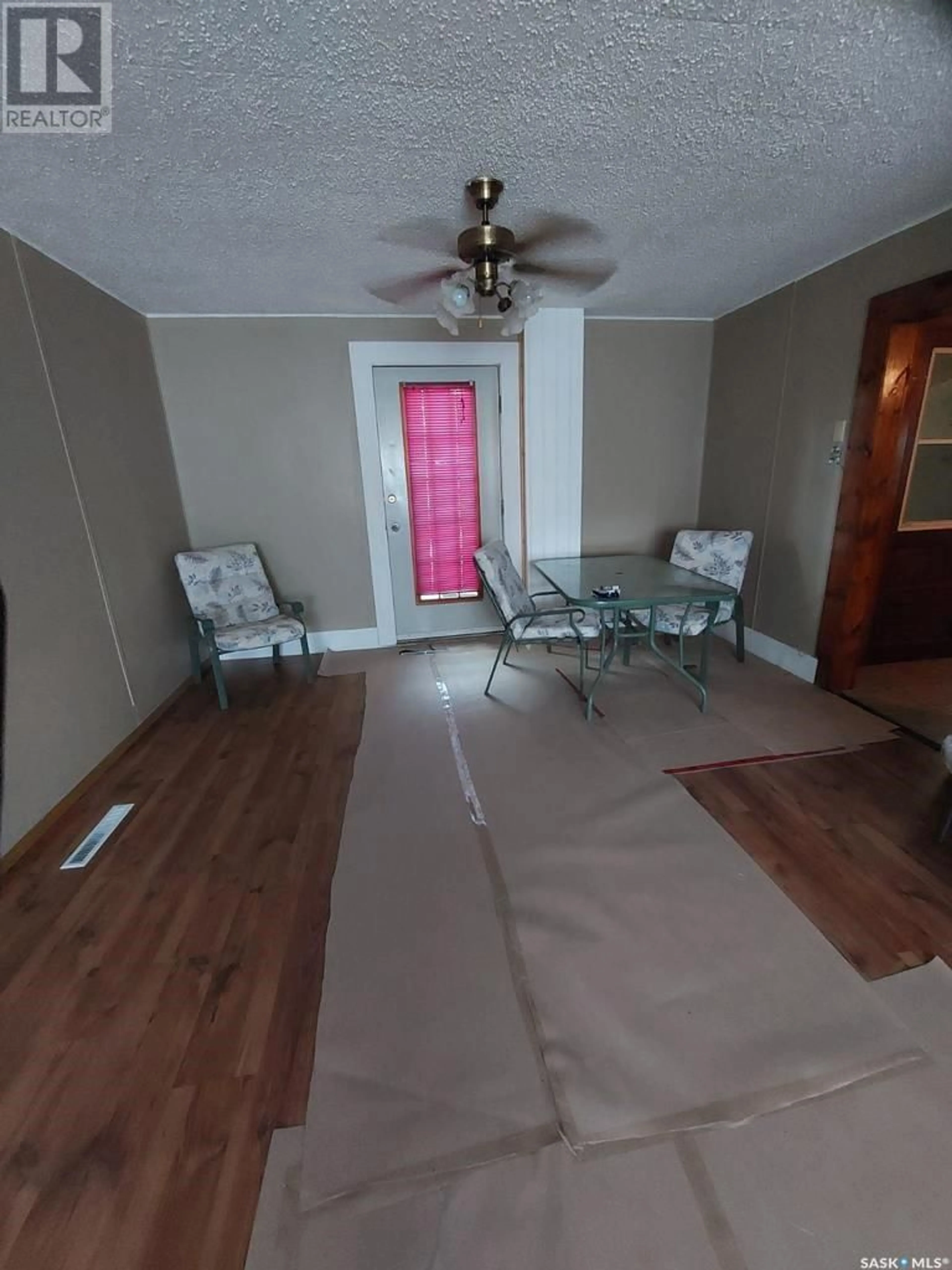 A pic of a room for 1225 HALIFAX STREET, Halbrite Saskatchewan S0C1H0