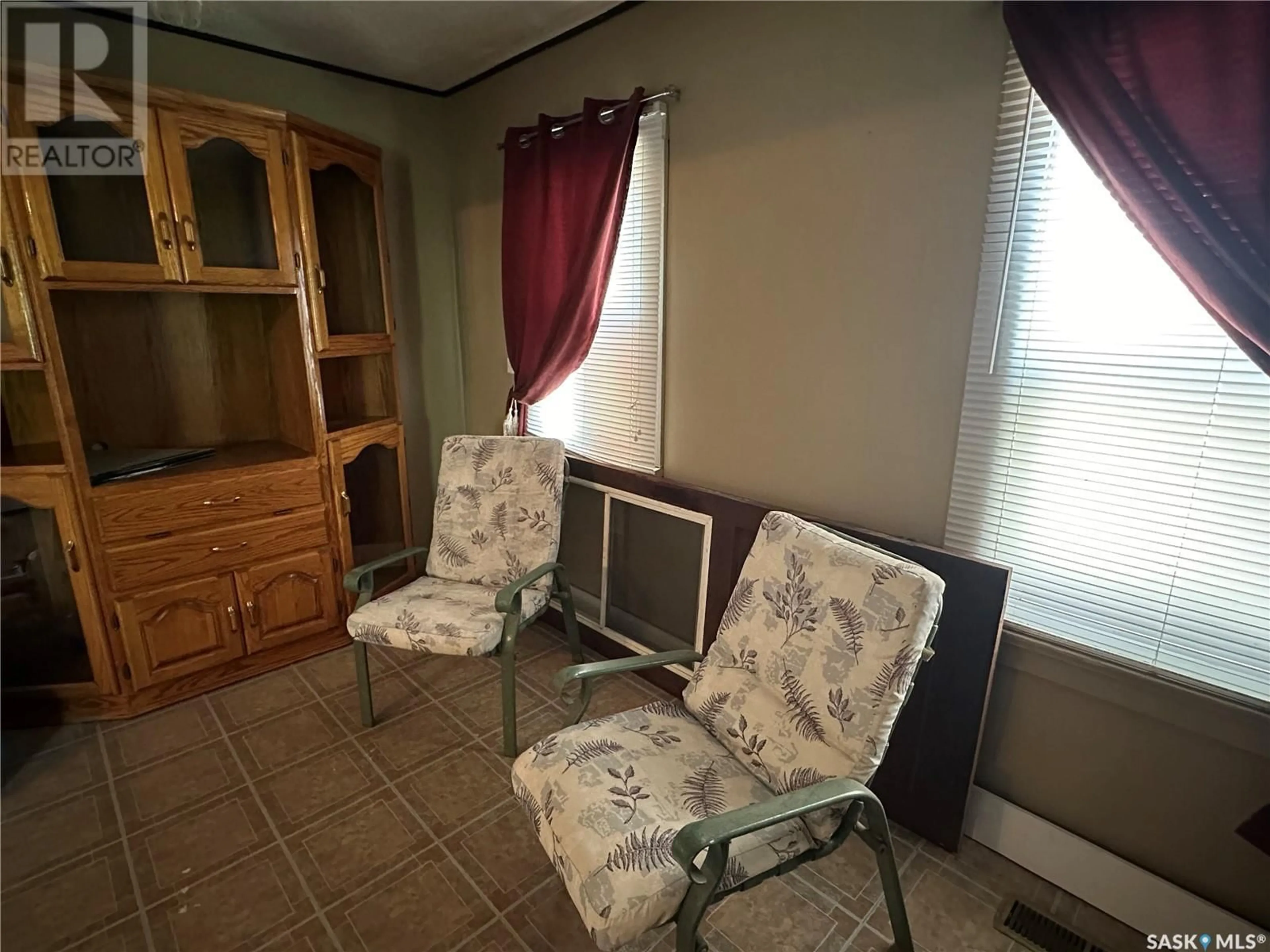 A pic of a room for 1225 HALIFAX STREET, Halbrite Saskatchewan S0C1H0