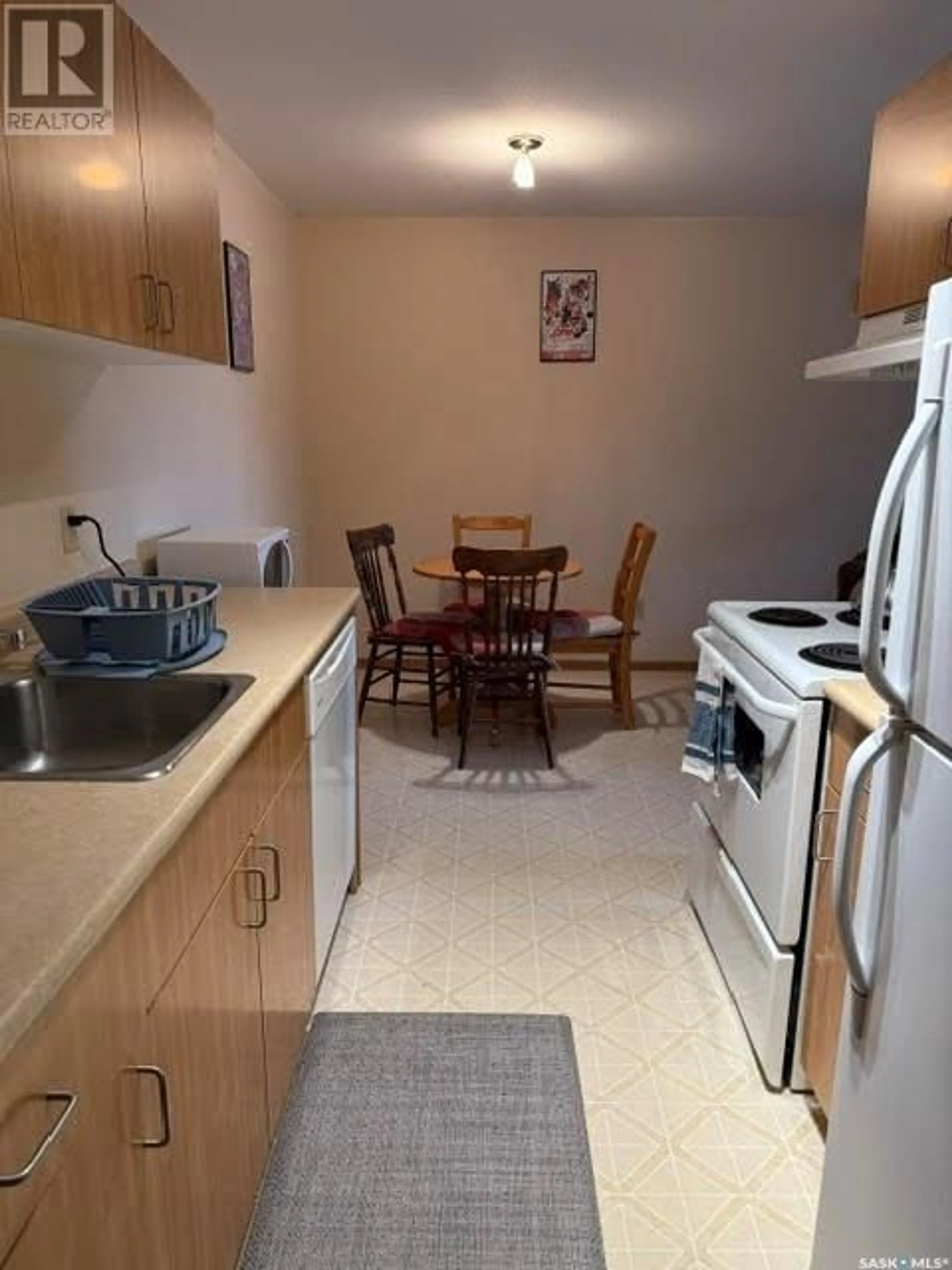 Standard kitchen, unknown for 1580 - 213 OLIVE DIEFENBAKER DRIVE, Prince Albert Saskatchewan S6V7M6