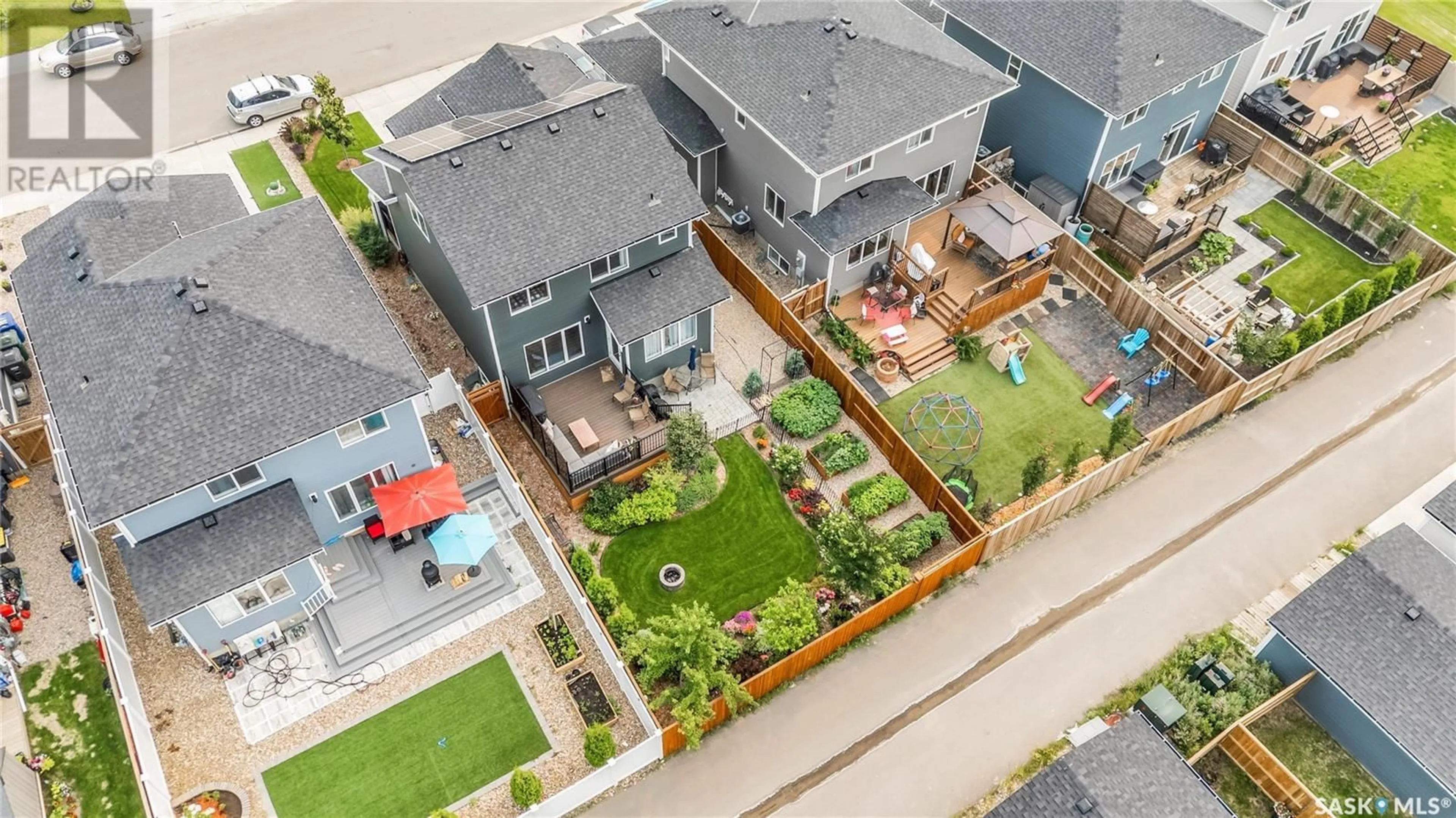 A pic from outside/outdoor area/front of a property/back of a property/a pic from drone, street for 2015 STILLING LANE, Saskatoon Saskatchewan S7V0X2