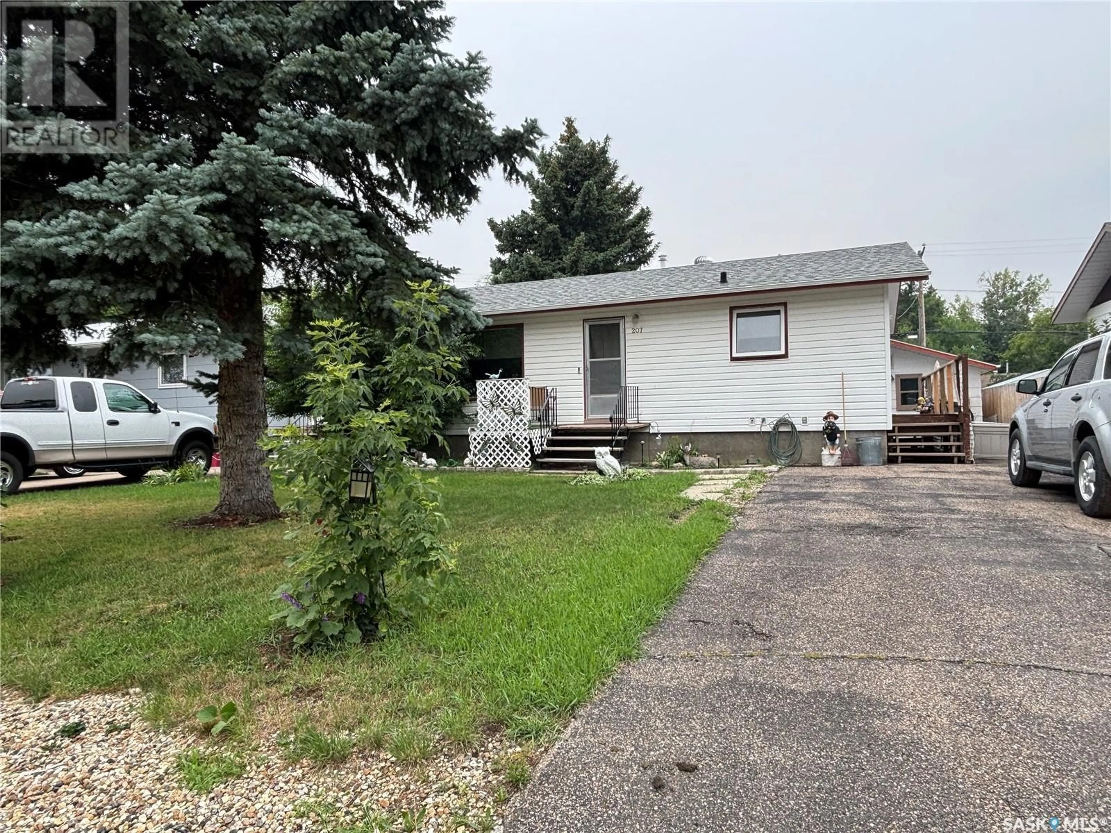 Unknown for 207 GRIFFIN STREET, Maple Creek Saskatchewan S0N1N0
