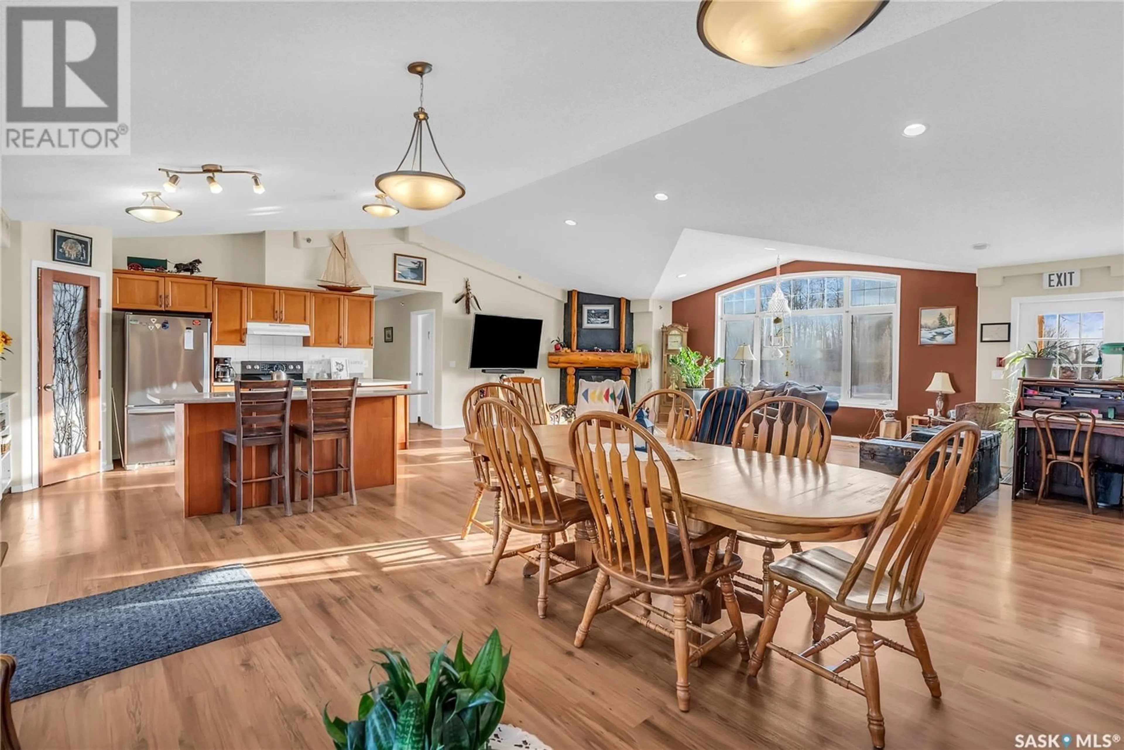 Open concept kitchen, unknown for 25 SOUTHRIDGE DRIVE, Christopher Lake Saskatchewan S0J0N0