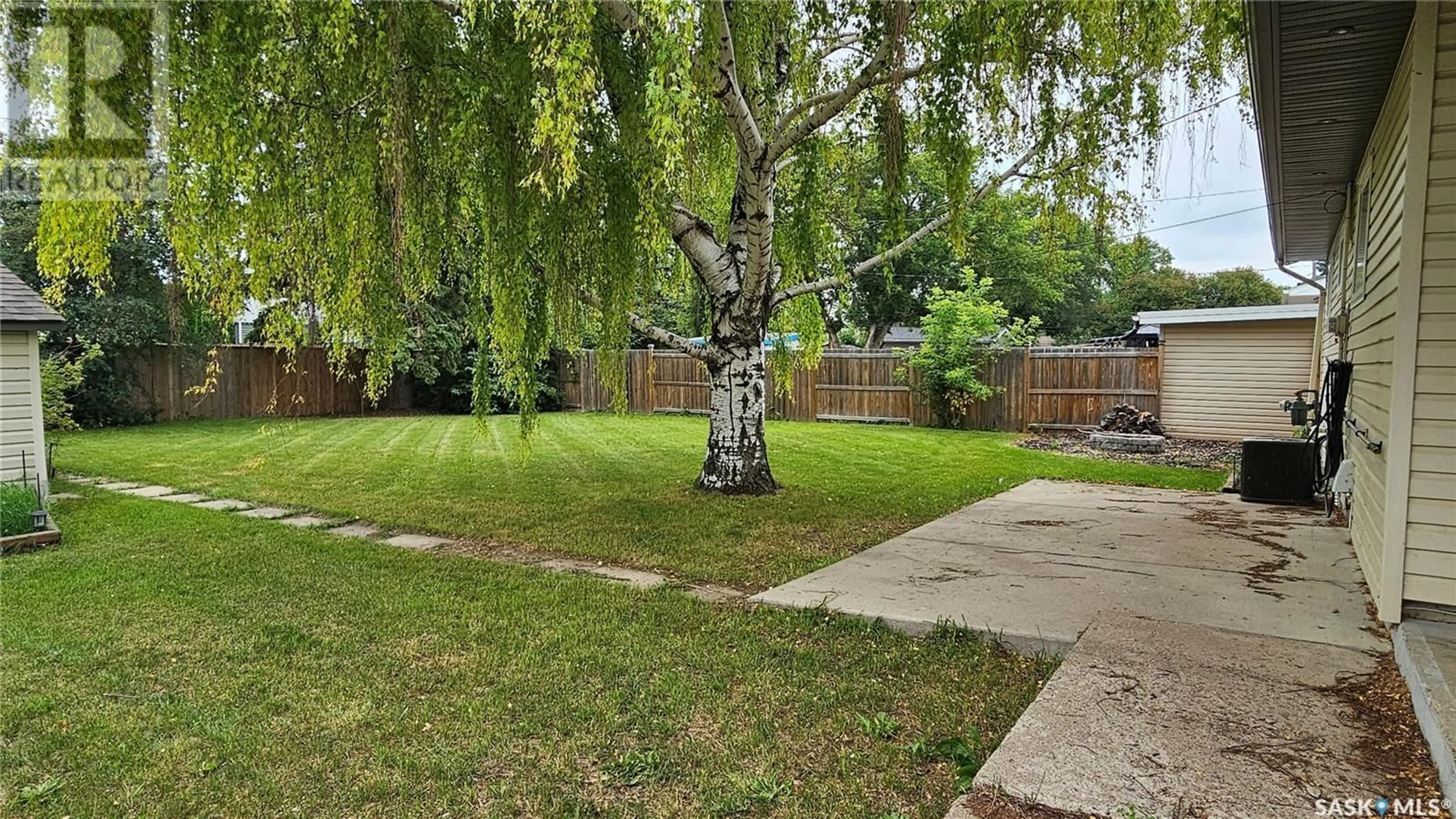 Patio, unknown for 1013 12TH STREET, Humboldt Saskatchewan S0K2A0