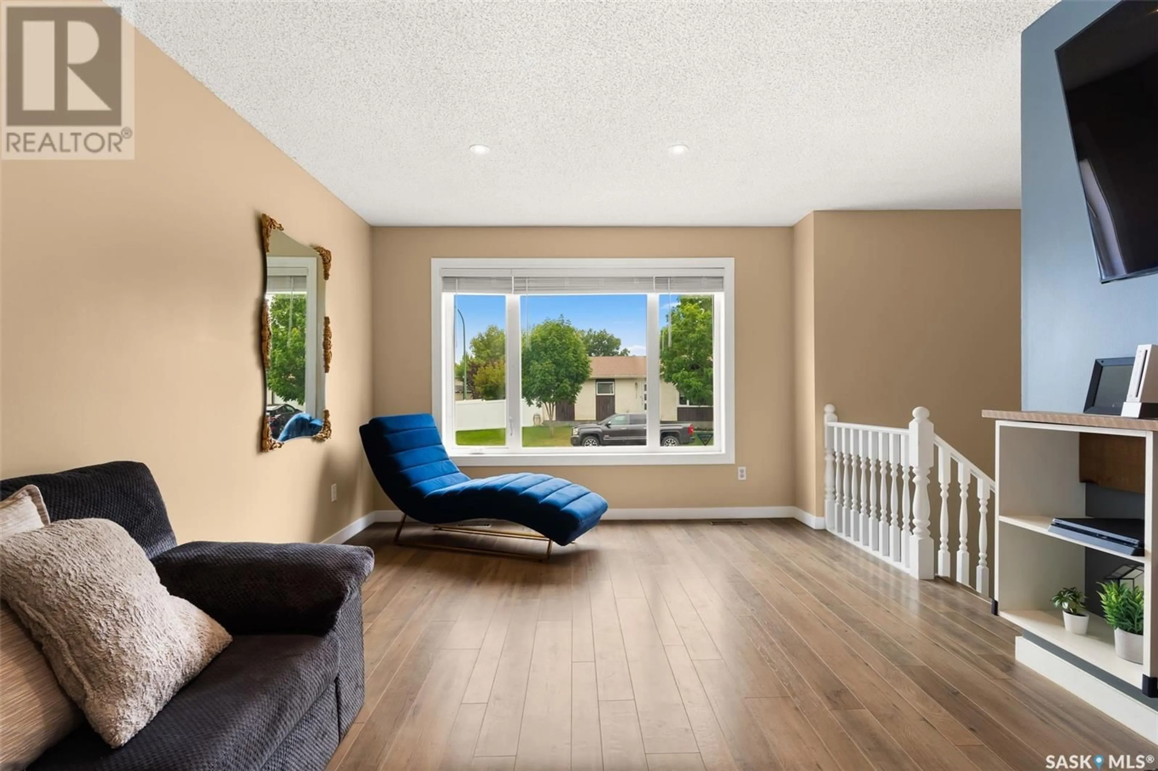 Living room with furniture, unknown for 1158 BLACKWOOD STREET, Regina Saskatchewan S4X3X3