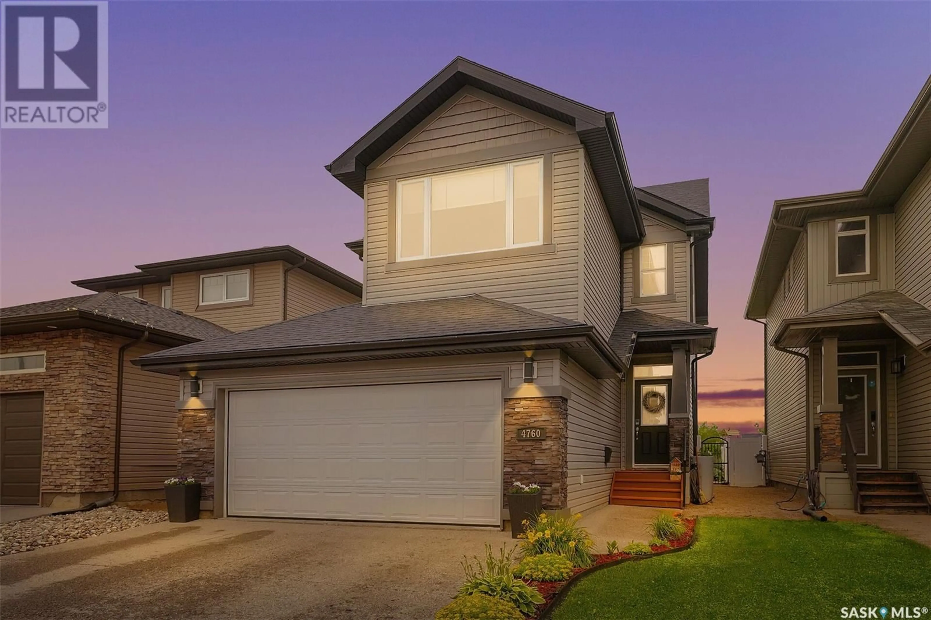 Home with vinyl exterior material, street for 4760 PADWICK AVENUE, Regina Saskatchewan S4W0C4