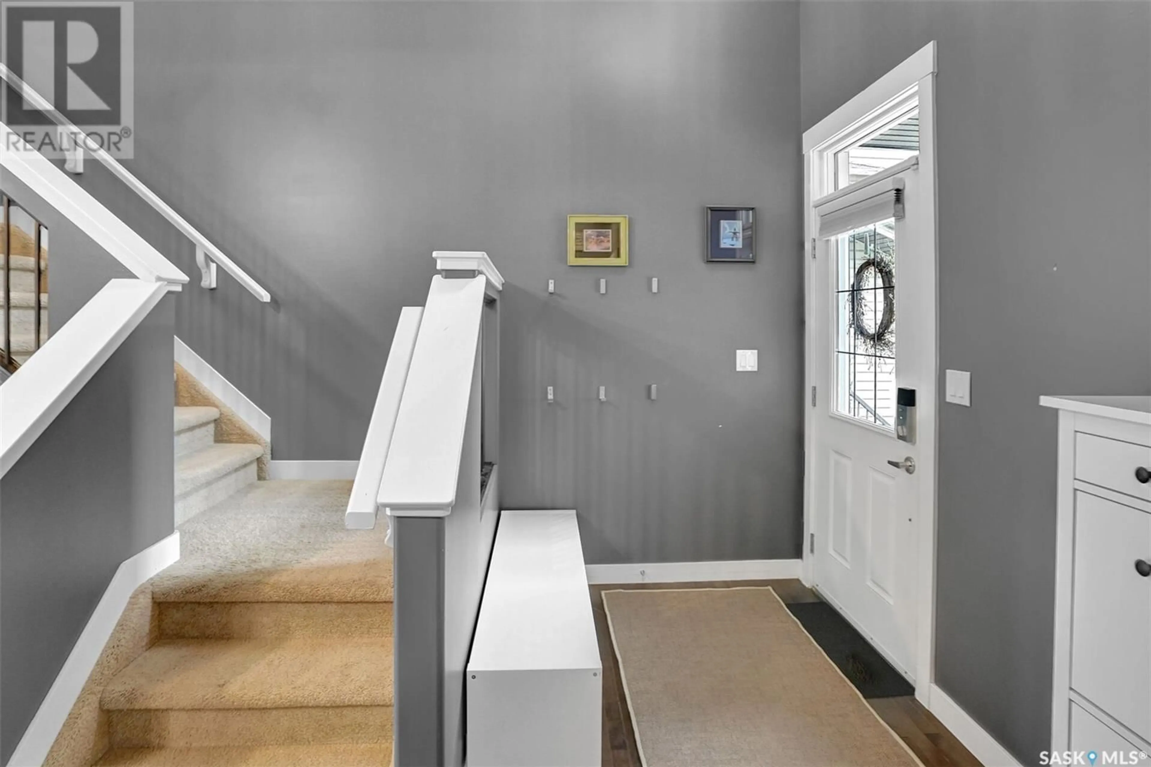 Indoor foyer for 4760 PADWICK AVENUE, Regina Saskatchewan S4W0C4