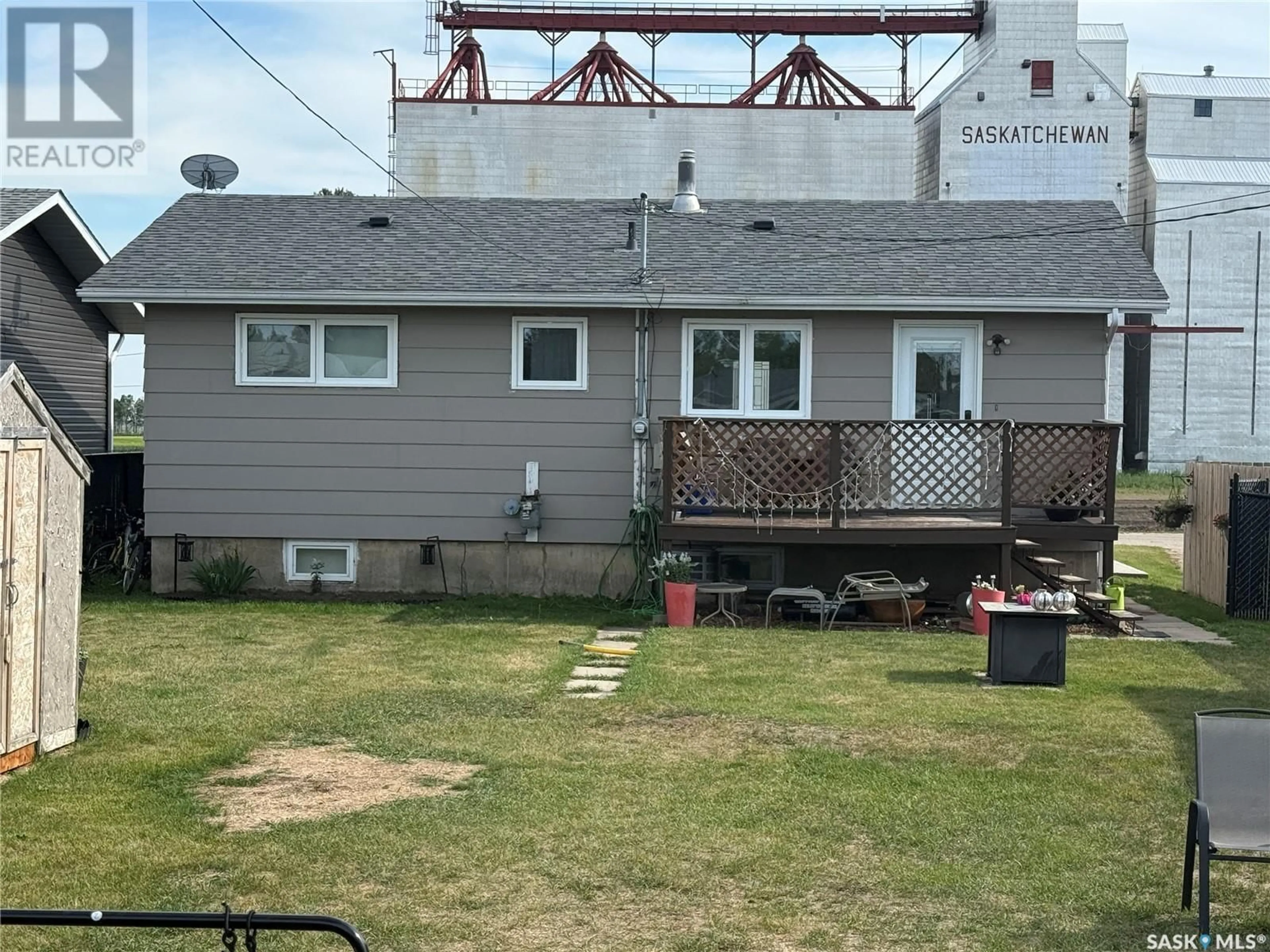 Unknown for 104 RAILWAY AVENUE, Shellbrook Saskatchewan S0J2E0
