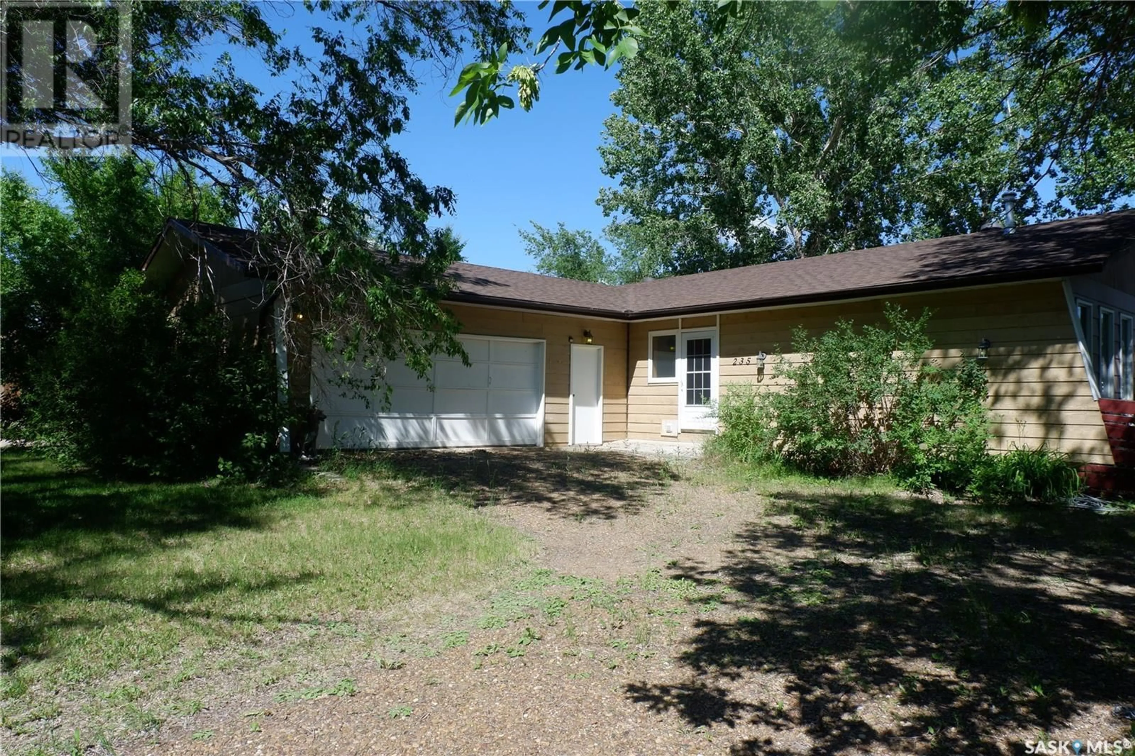 Unknown for 235 KING STREET, Coronach Saskatchewan S0H0Z0