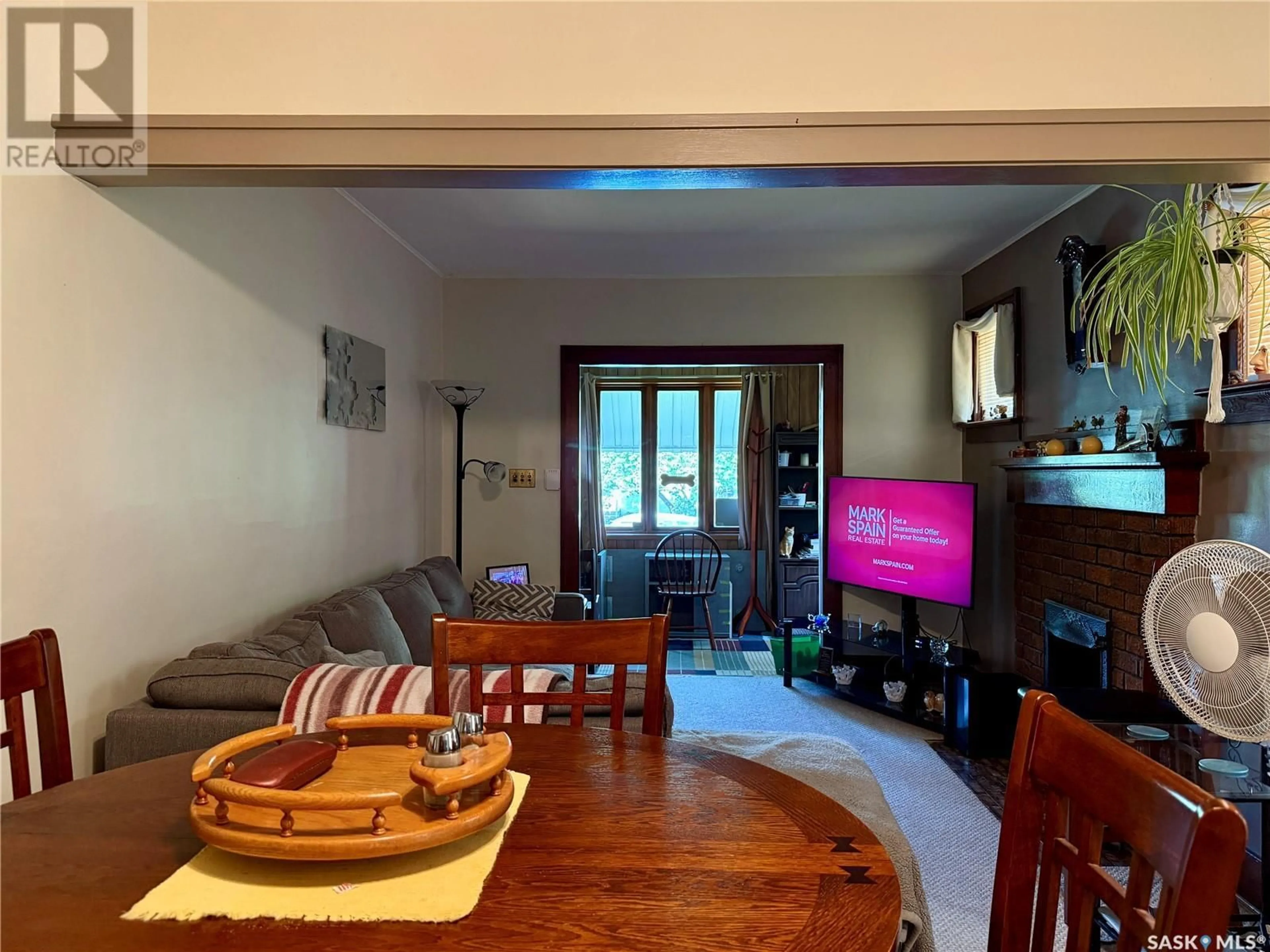 Unknown for 2041 MCTAVISH STREET, Regina Saskatchewan S4T3W8