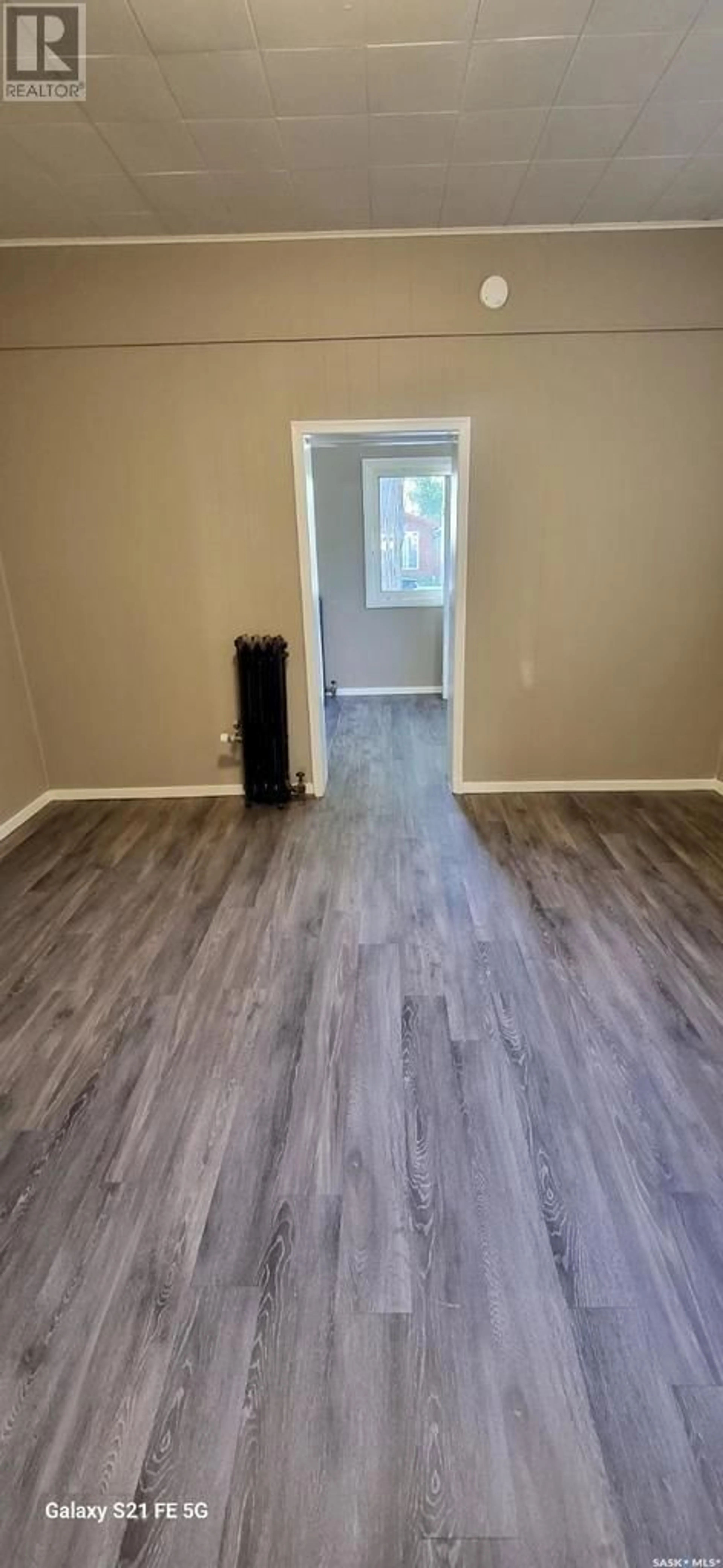 A pic of a room for 2346 WINNIPEG STREET, Regina Saskatchewan S4P1H3