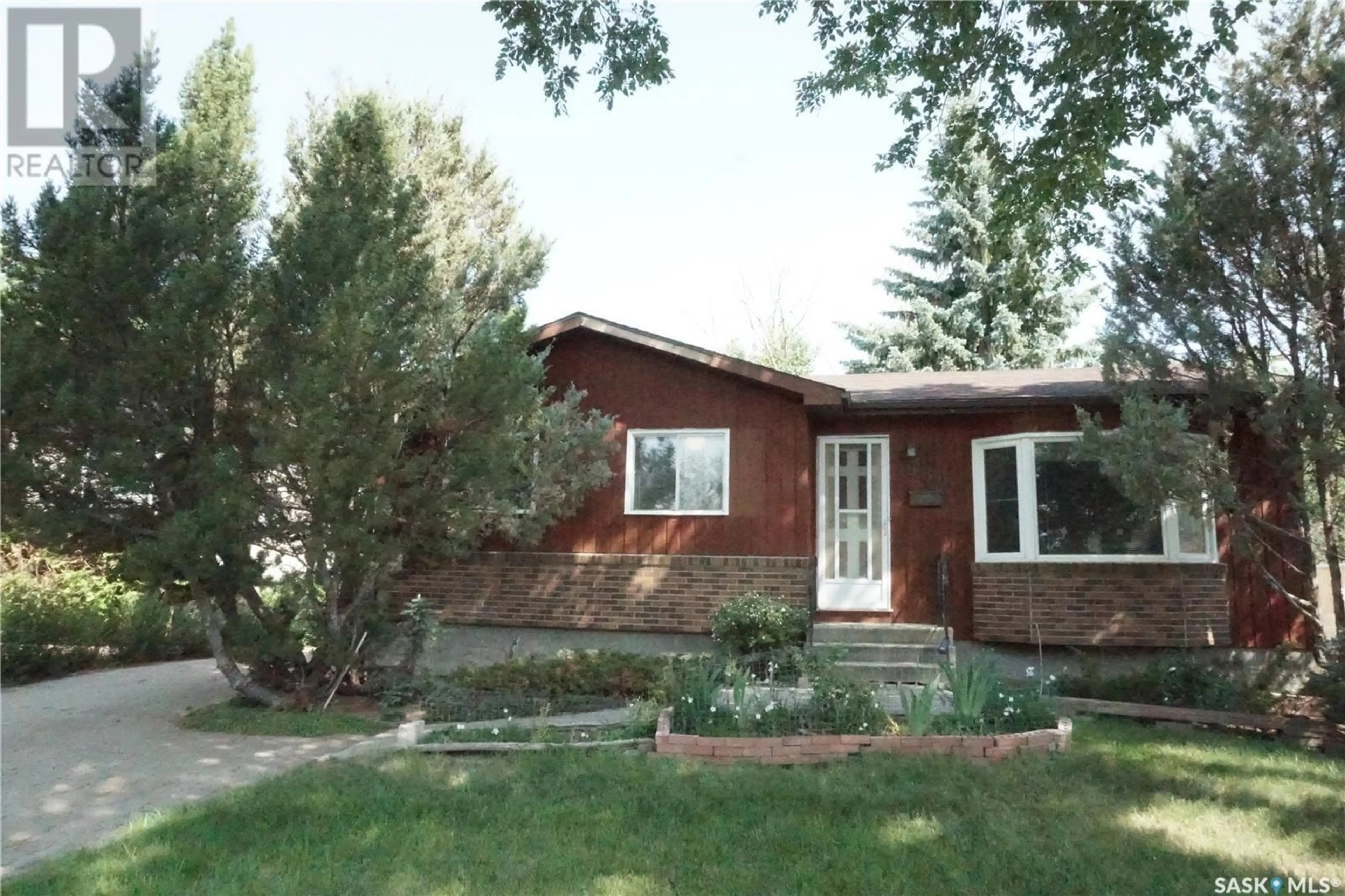 Unknown for 986 GARRY STREET, Regina Saskatchewan S4X2N1
