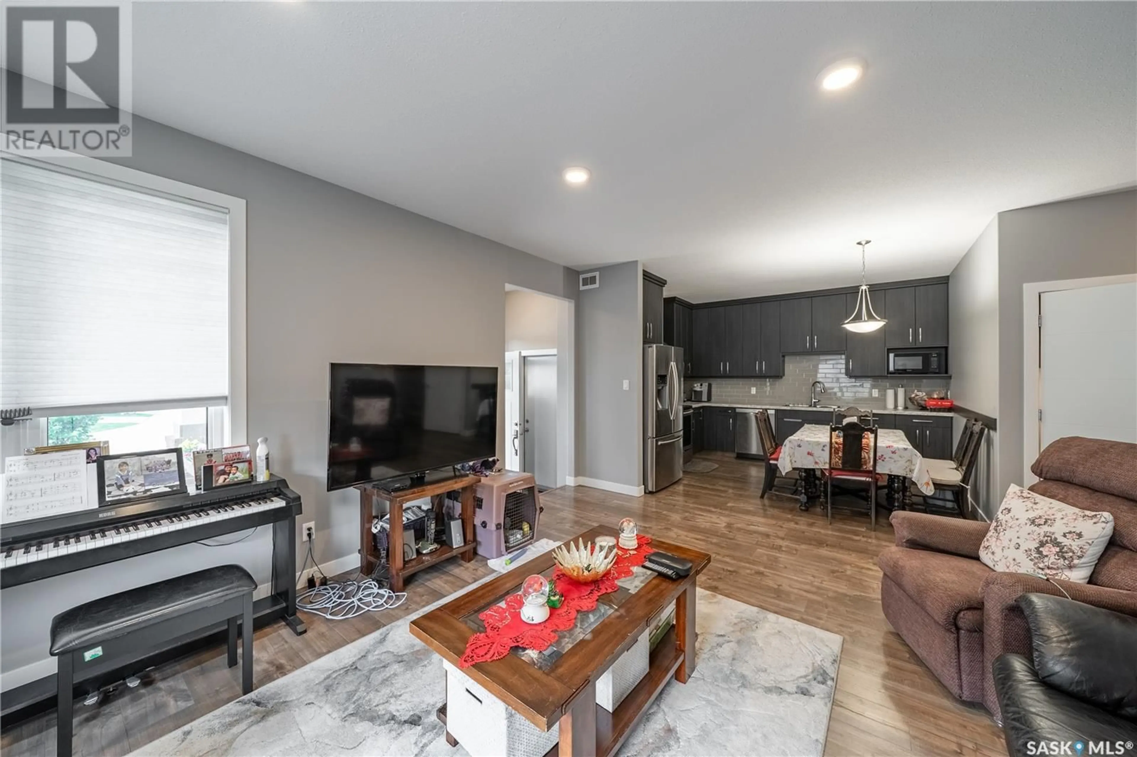 Living room with furniture, unknown for 3545 EVANS COURT, Regina Saskatchewan S4S0A9