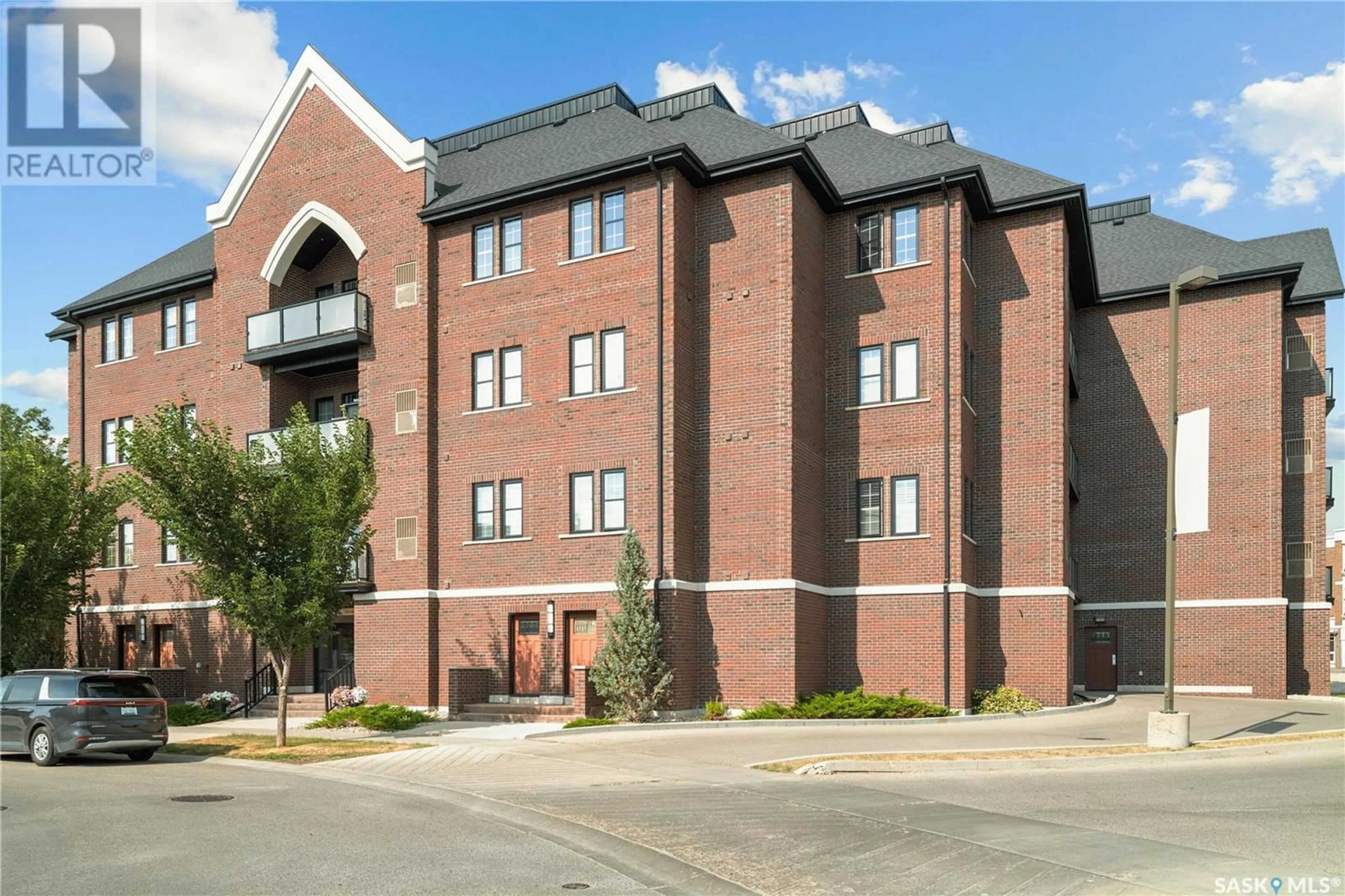 Home with brick exterior material, building for 201 1515 ANSON ROAD, Regina Saskatchewan S4P0E7