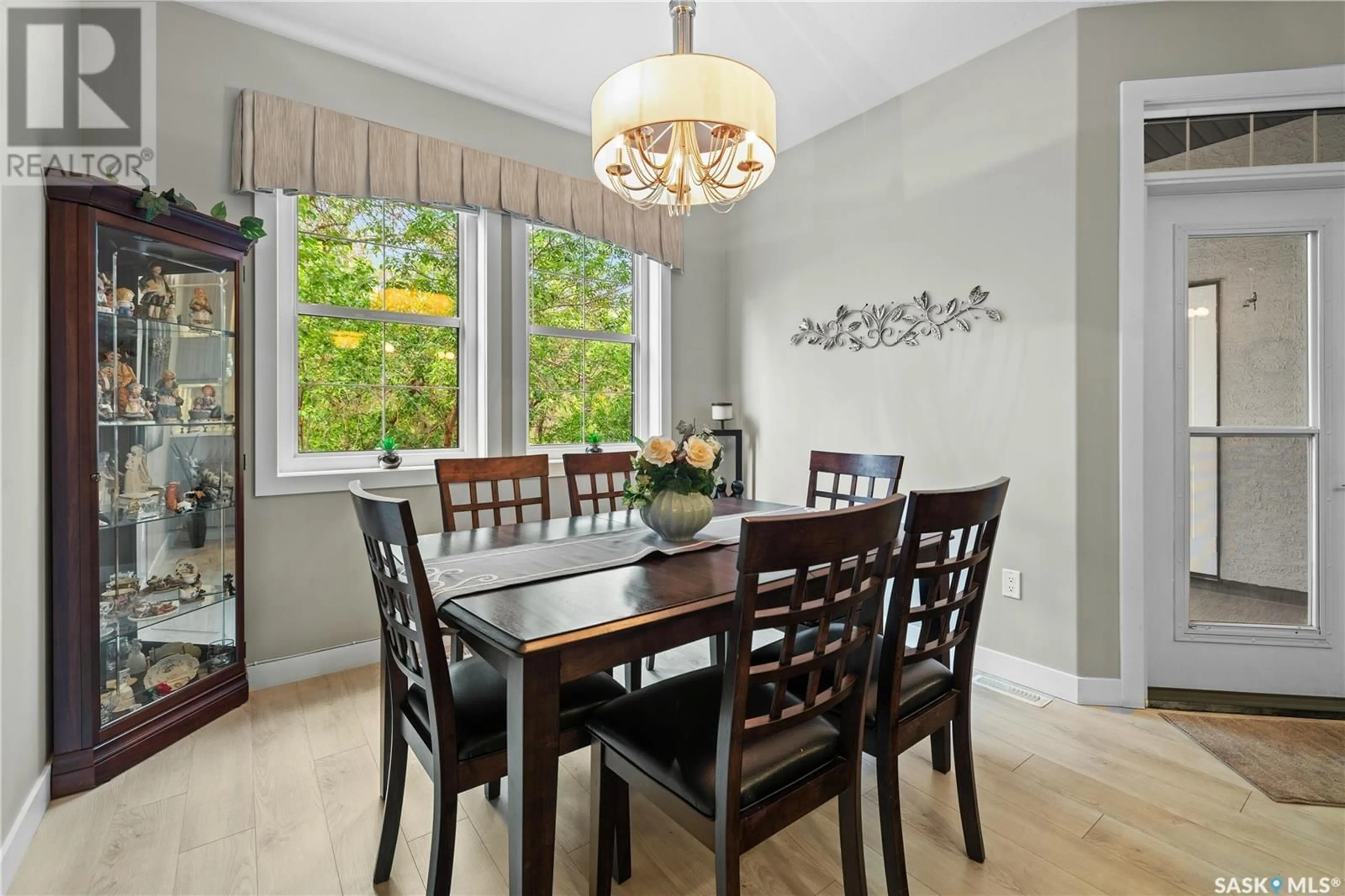 Dining room, unknown for 201 1515 ANSON ROAD, Regina Saskatchewan S4P0E7