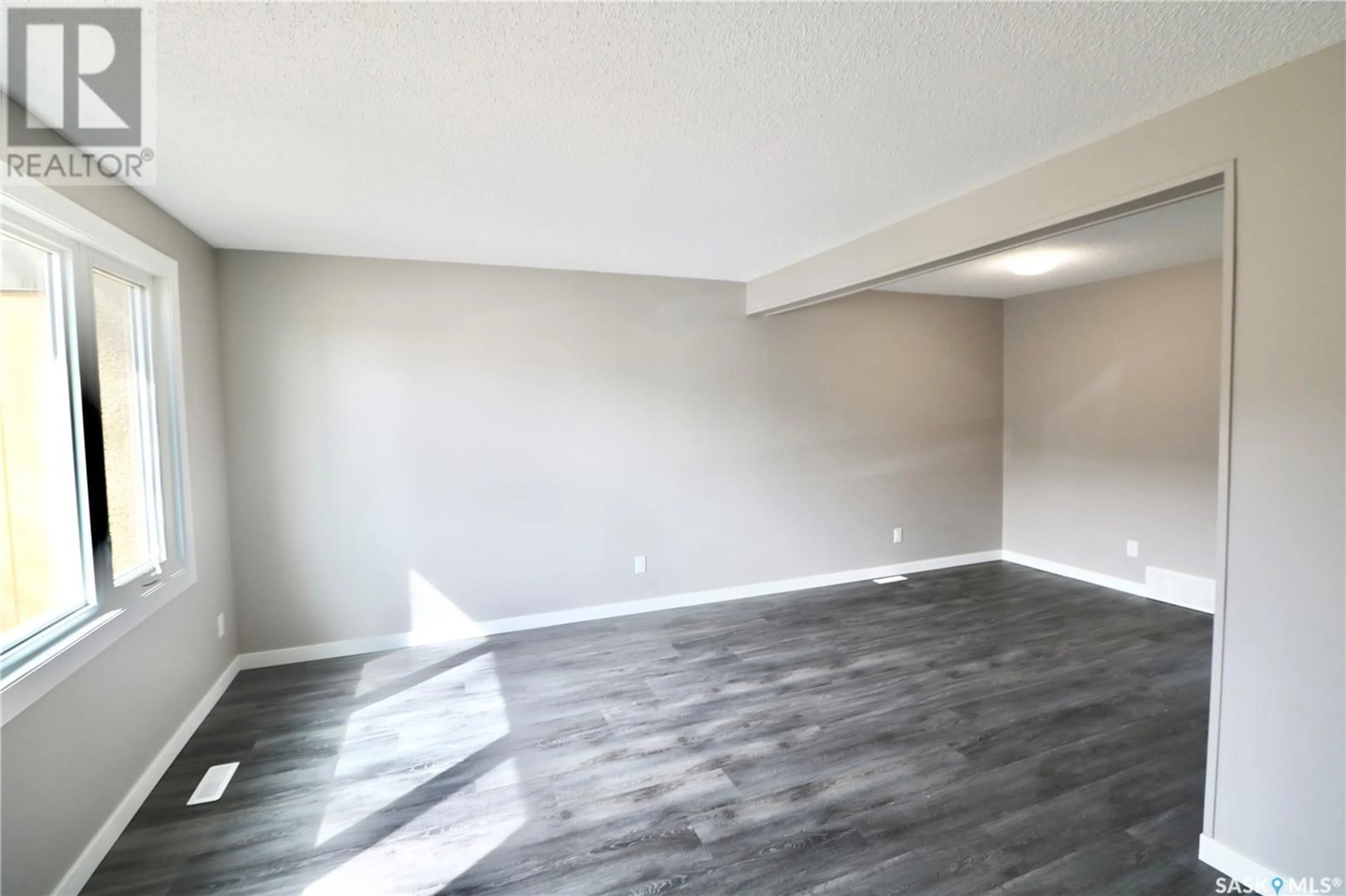 A pic of a room for 86 MACKENZIE MEWS, Regina Saskatchewan S4N5N2
