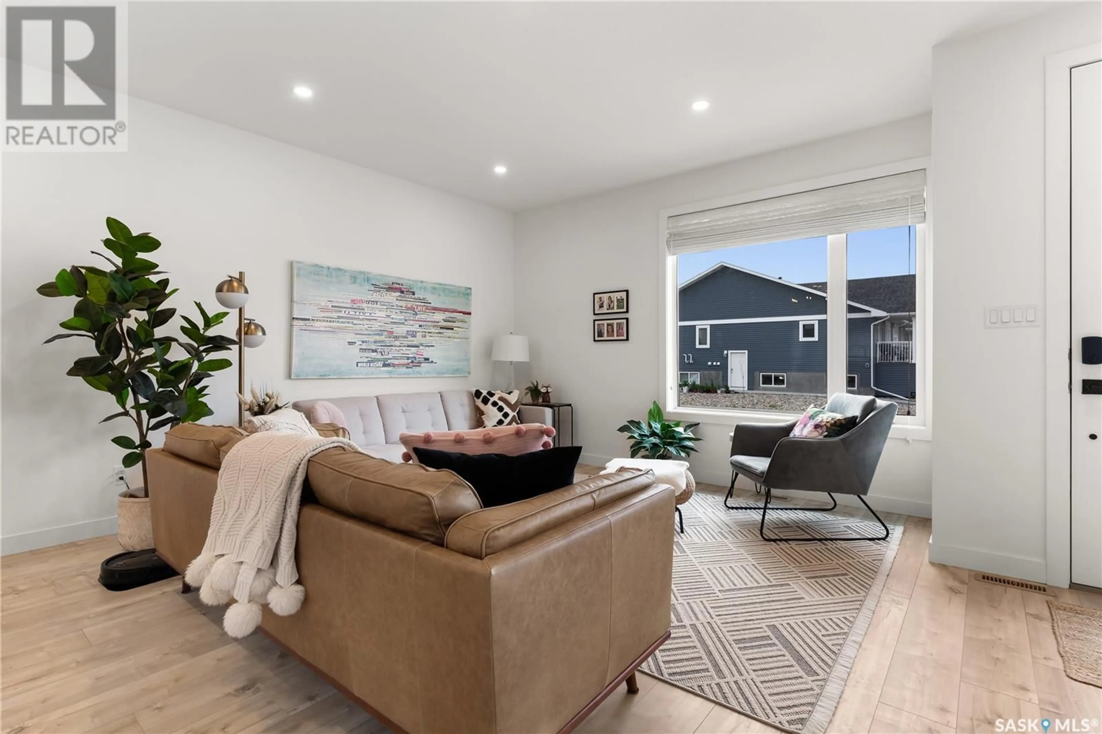 Living room with furniture, unknown for 3135 GREEN BROOK ROAD, Regina Saskatchewan S4V3R8