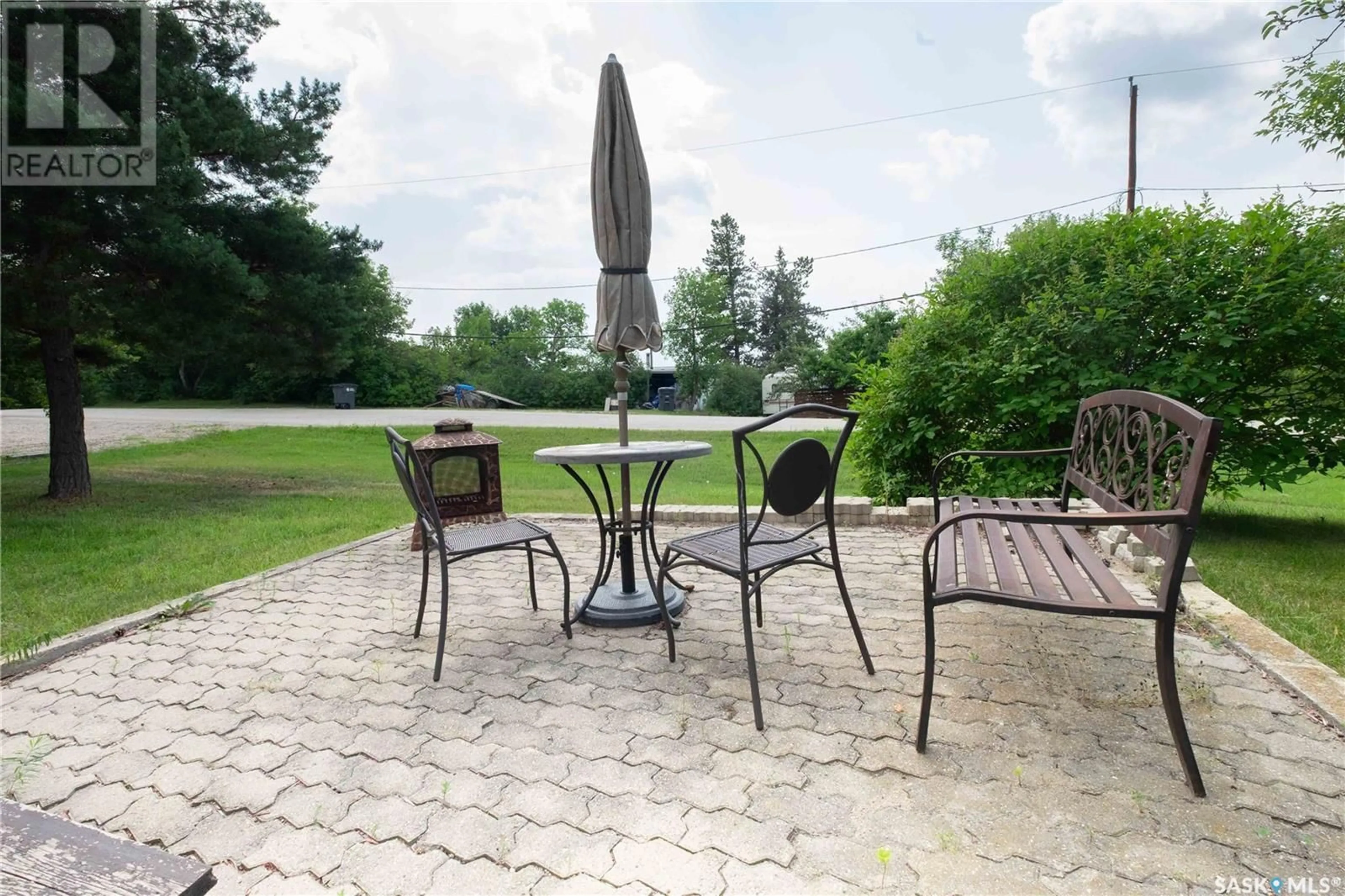 Patio, water/lake/river/ocean view for 501 BANK STREET, Saskatchewan Beach Saskatchewan S0G4L0