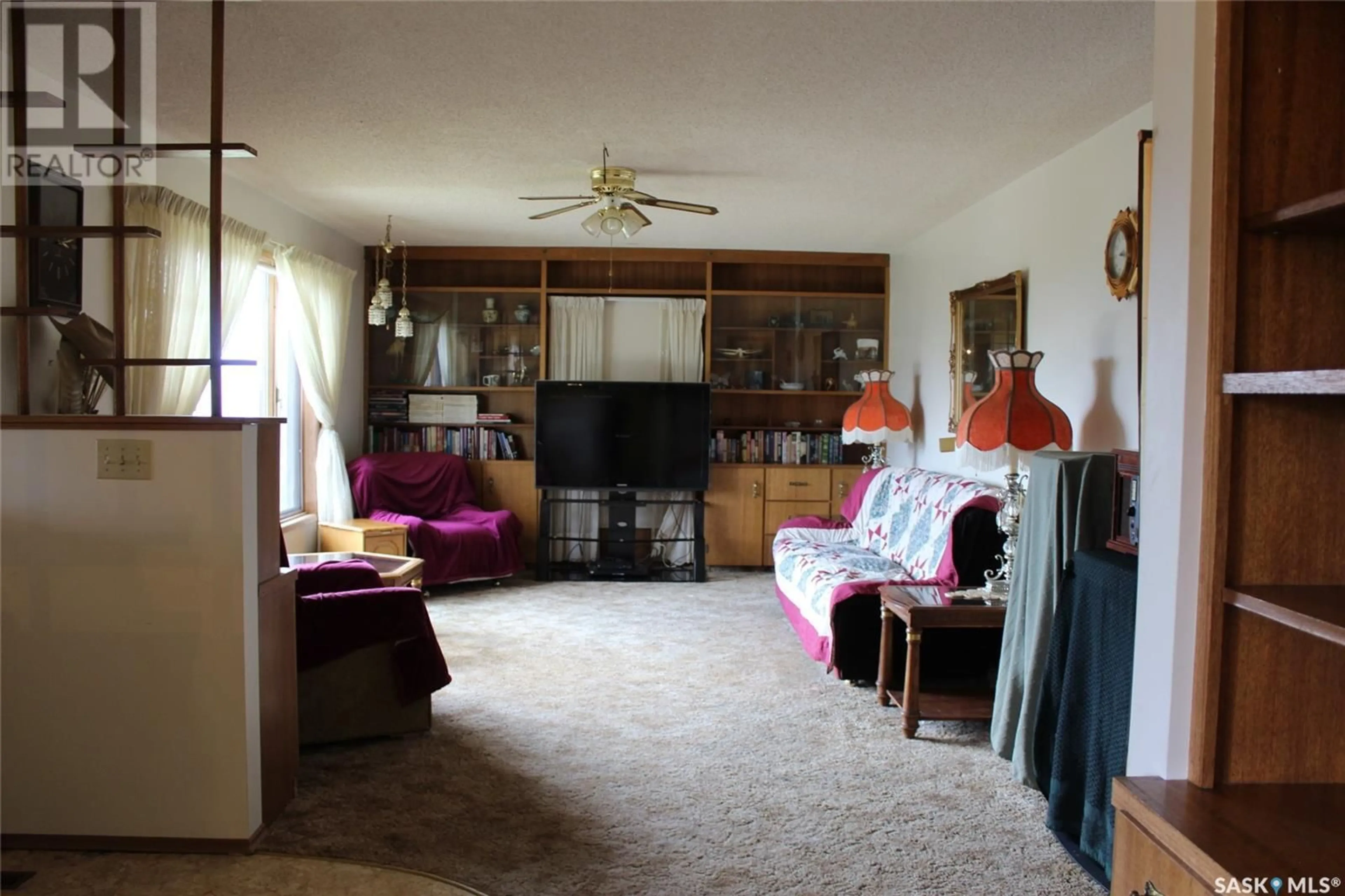 Living room with furniture, unknown for 223 2ND STREET, Climax Saskatchewan S0N0N0