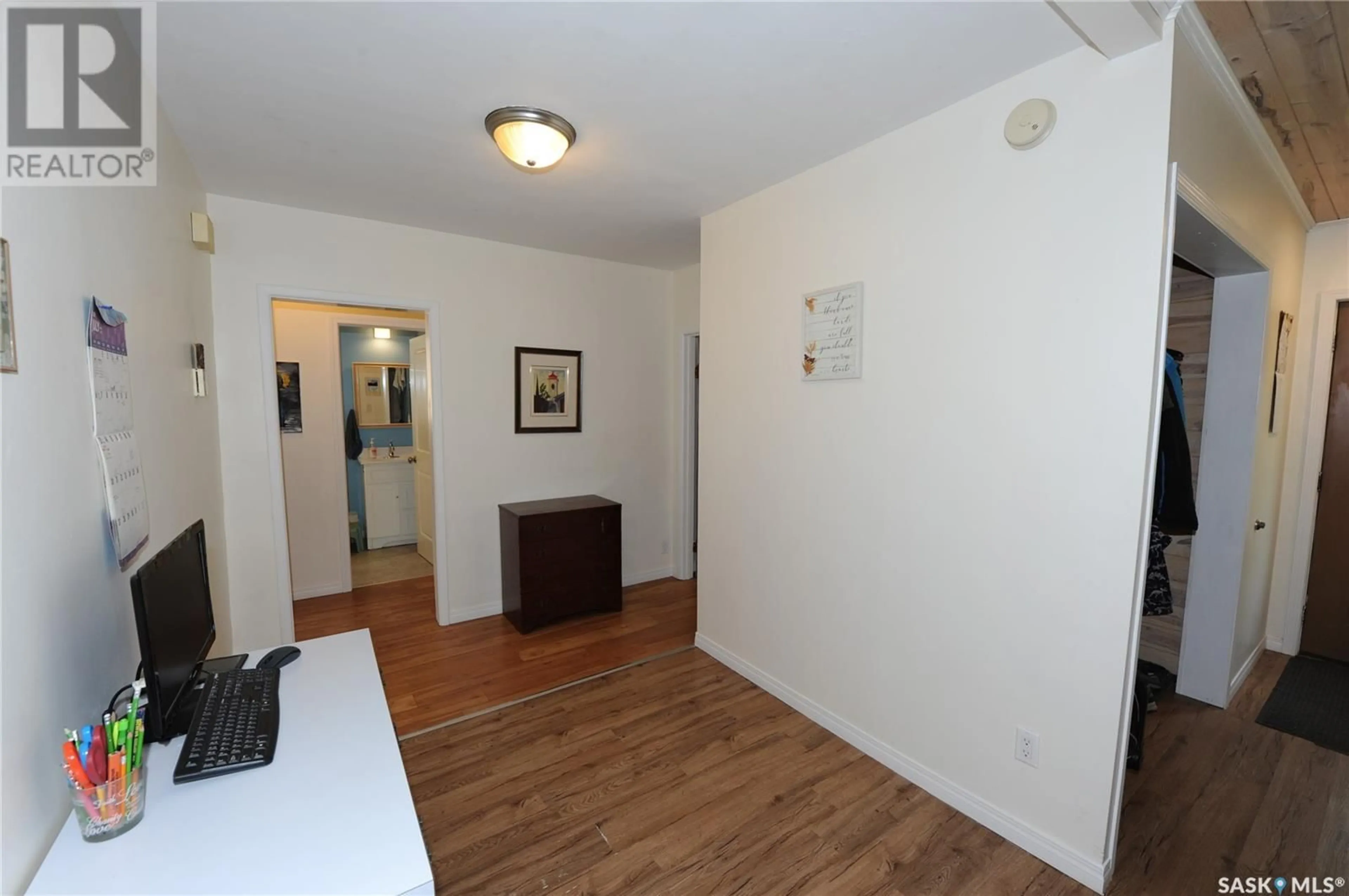 A pic of a room for 814 29TH STREET, Saskatoon Saskatchewan S7L0N3