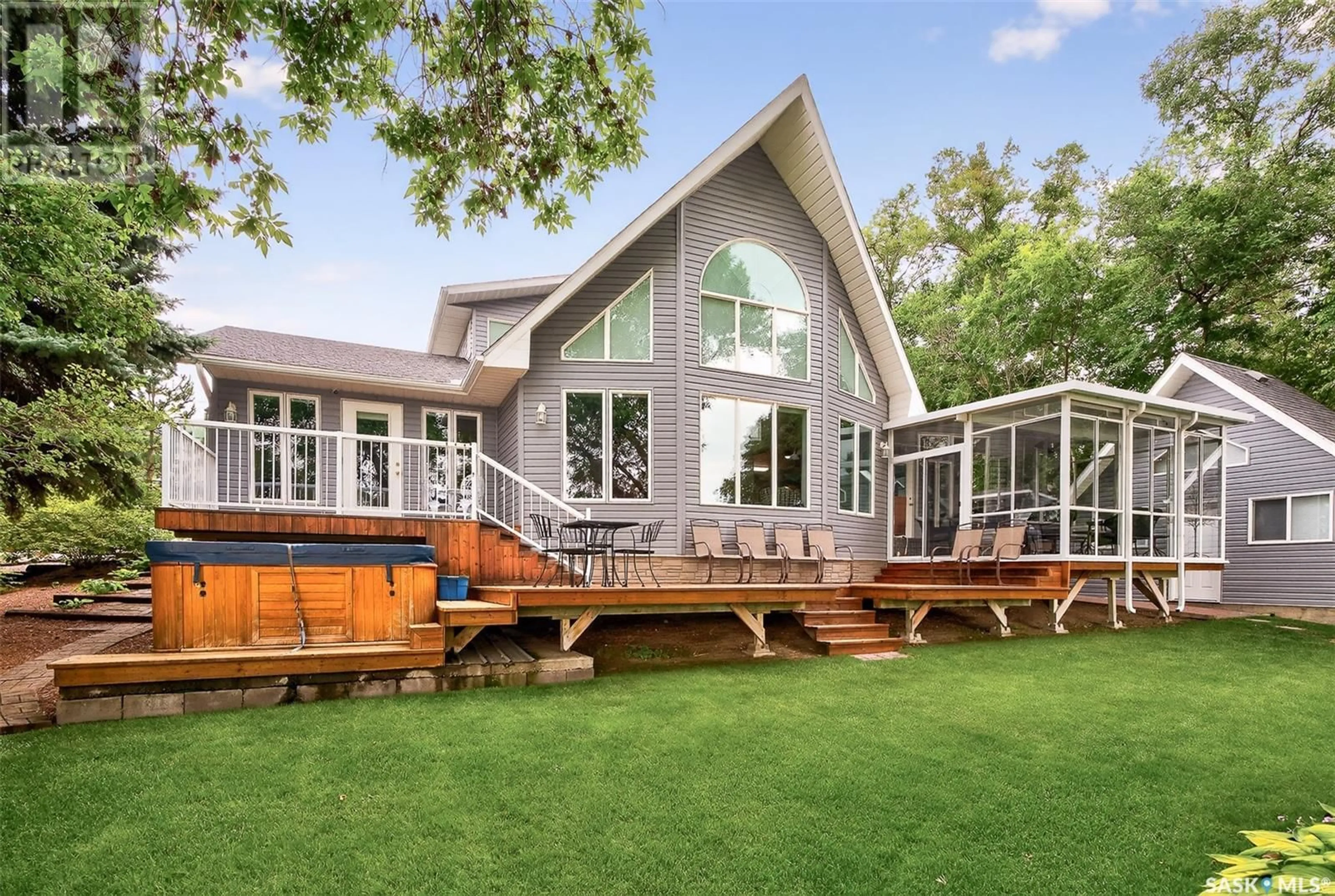 Home with vinyl exterior material, mountain view for 417 DANIEL DRIVE, North Grove Saskatchewan S6H4P4