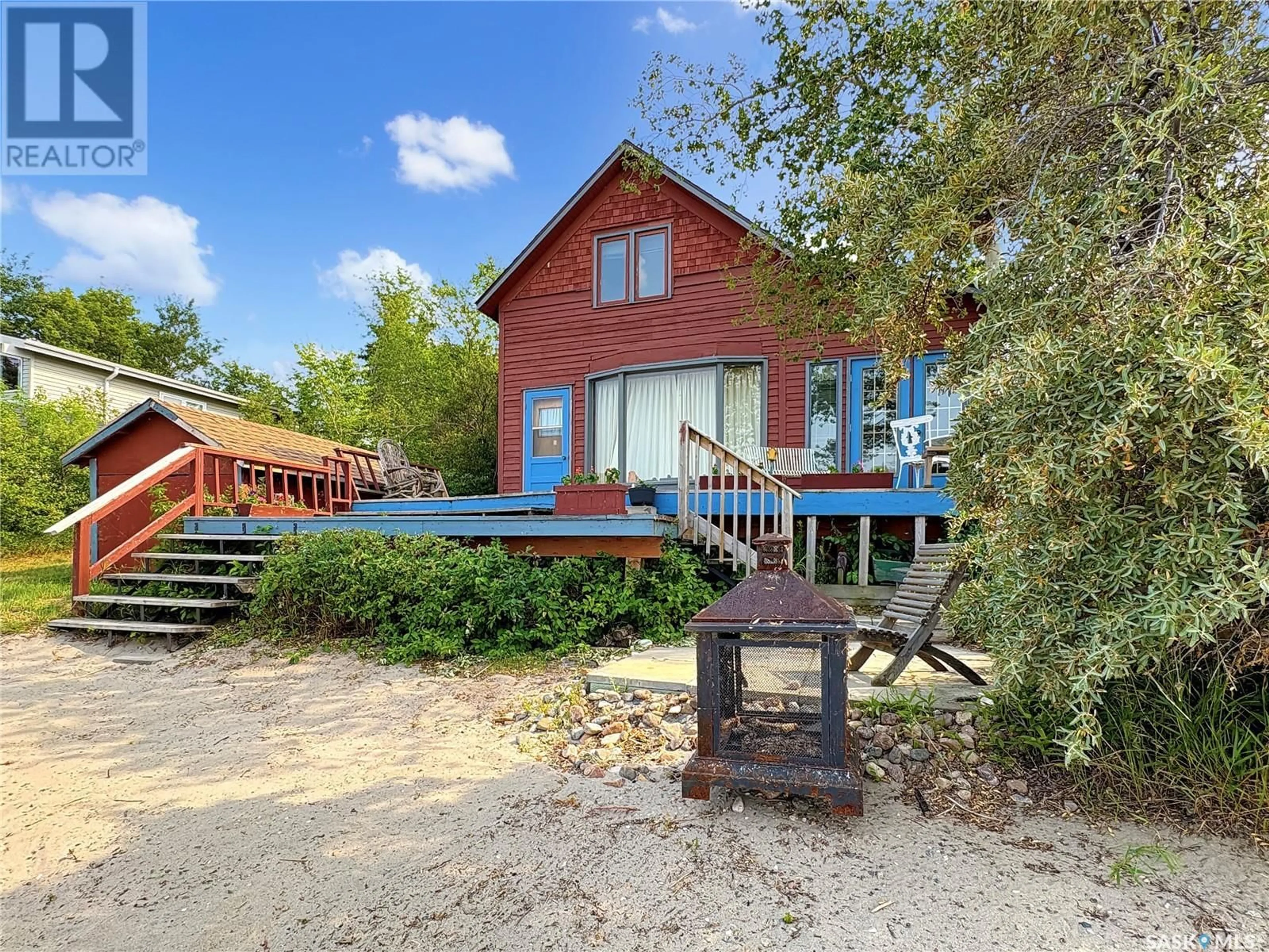 A pic from outside/outdoor area/front of a property/back of a property/a pic from drone, unknown for 133 LAKEVIEW AVENUE, Meota Saskatchewan S0M1X0