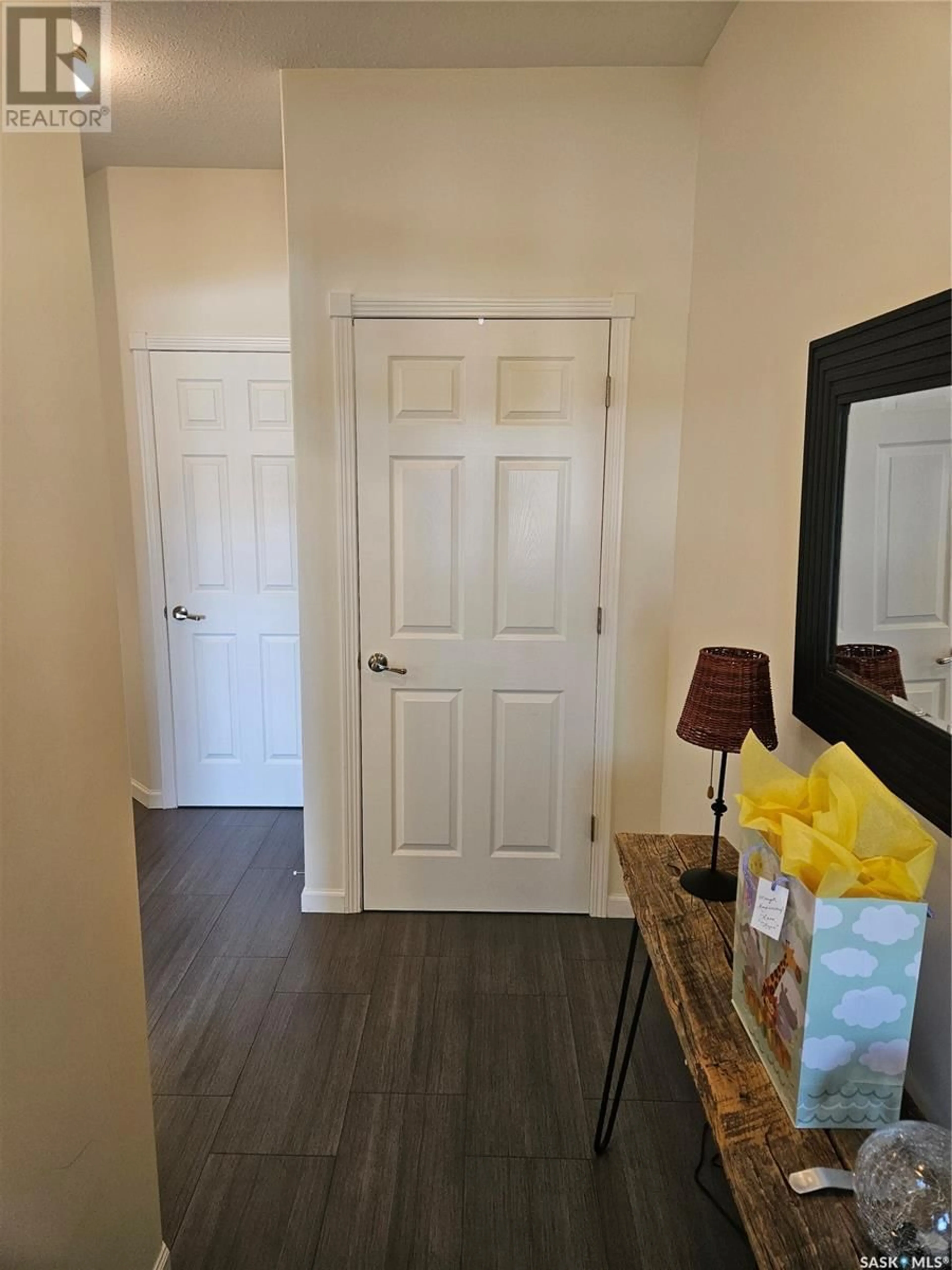 Indoor entryway for 2 201 RUCKLE ROAD, Carlyle Saskatchewan S0C0R0