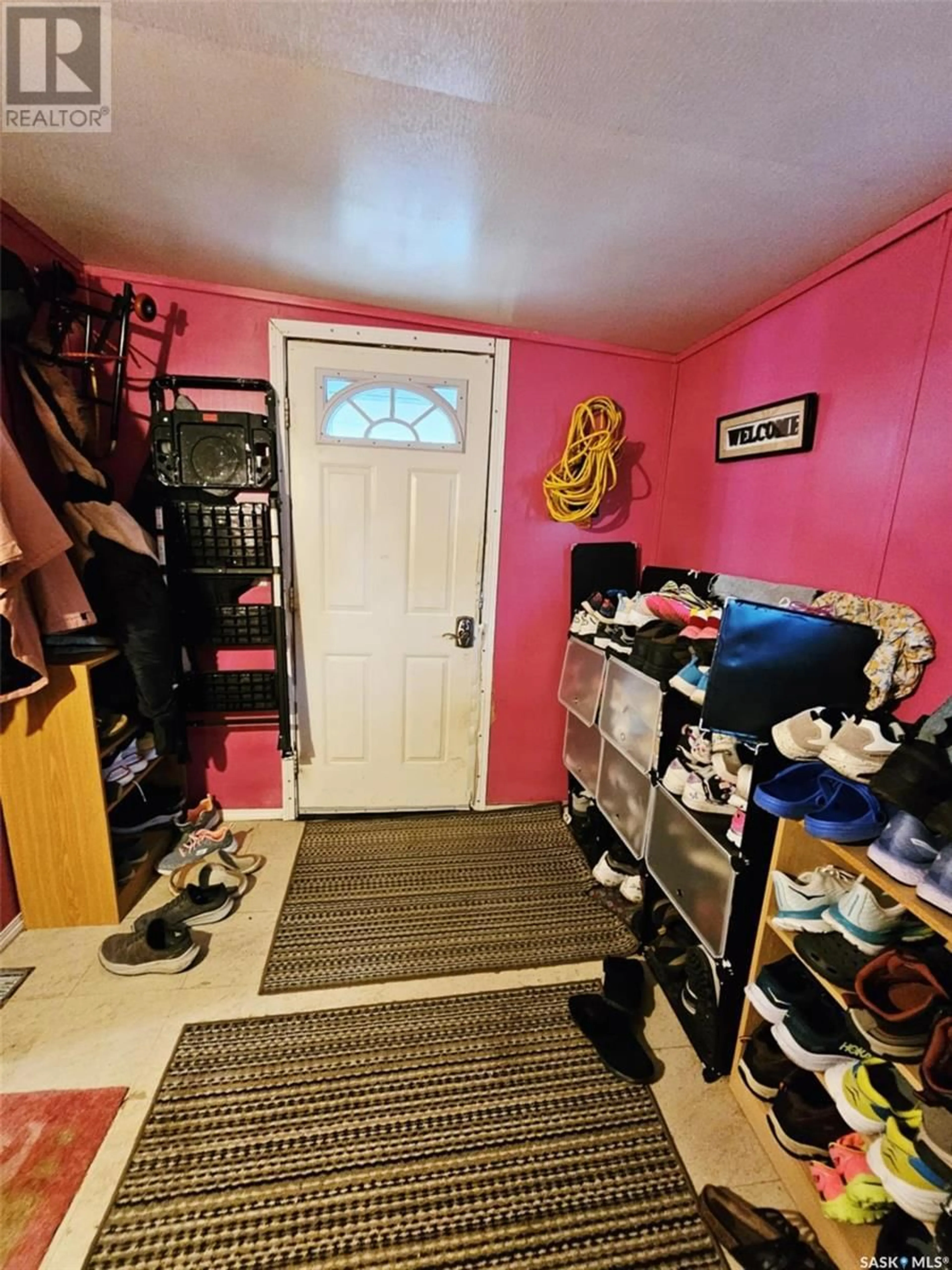 A pic of a room for 702 FIFTH AVENUE, Melville Saskatchewan S0A2P0