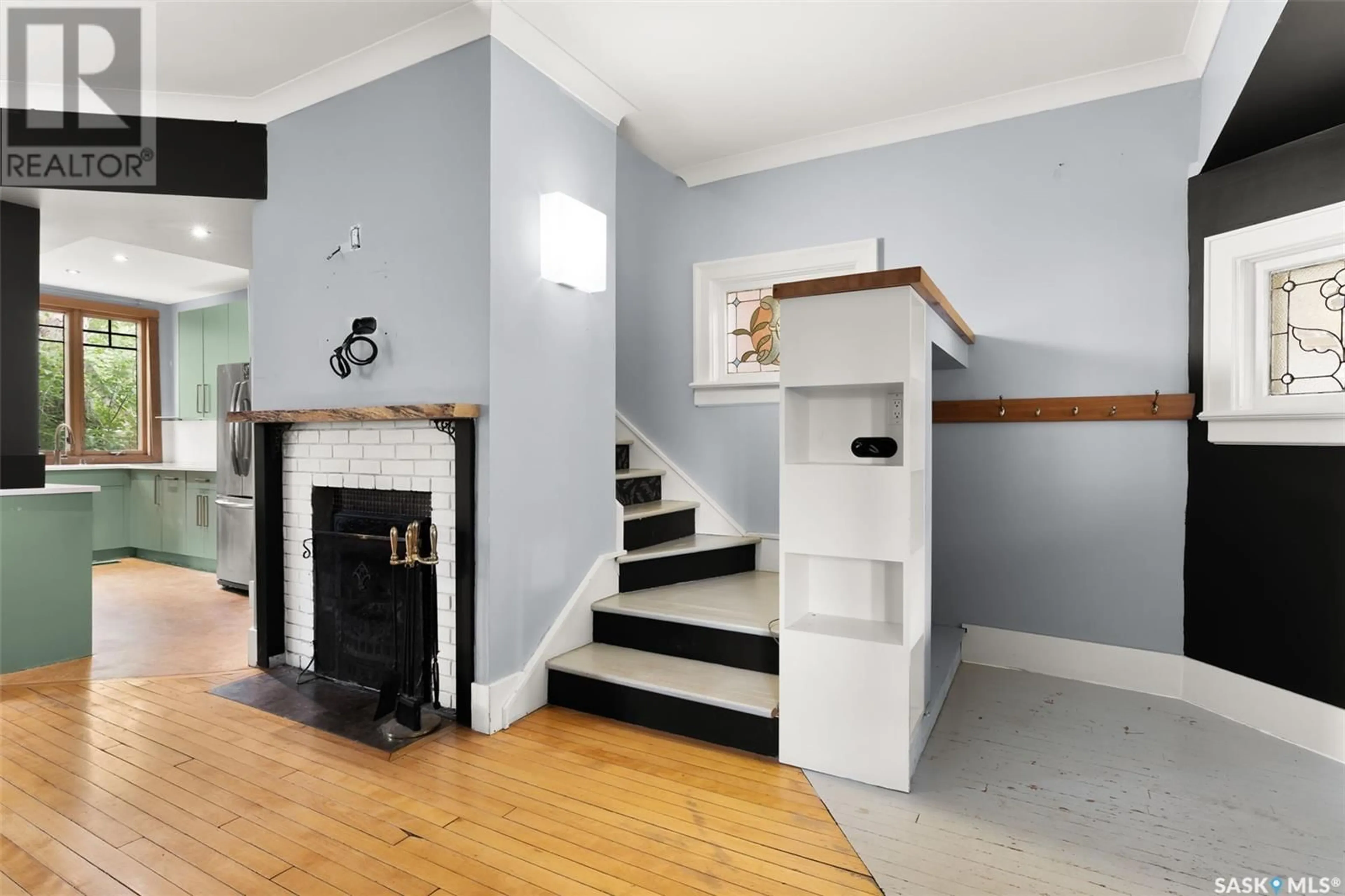 Stairs for 2256 ANGUS STREET, Regina Saskatchewan S4T2A2