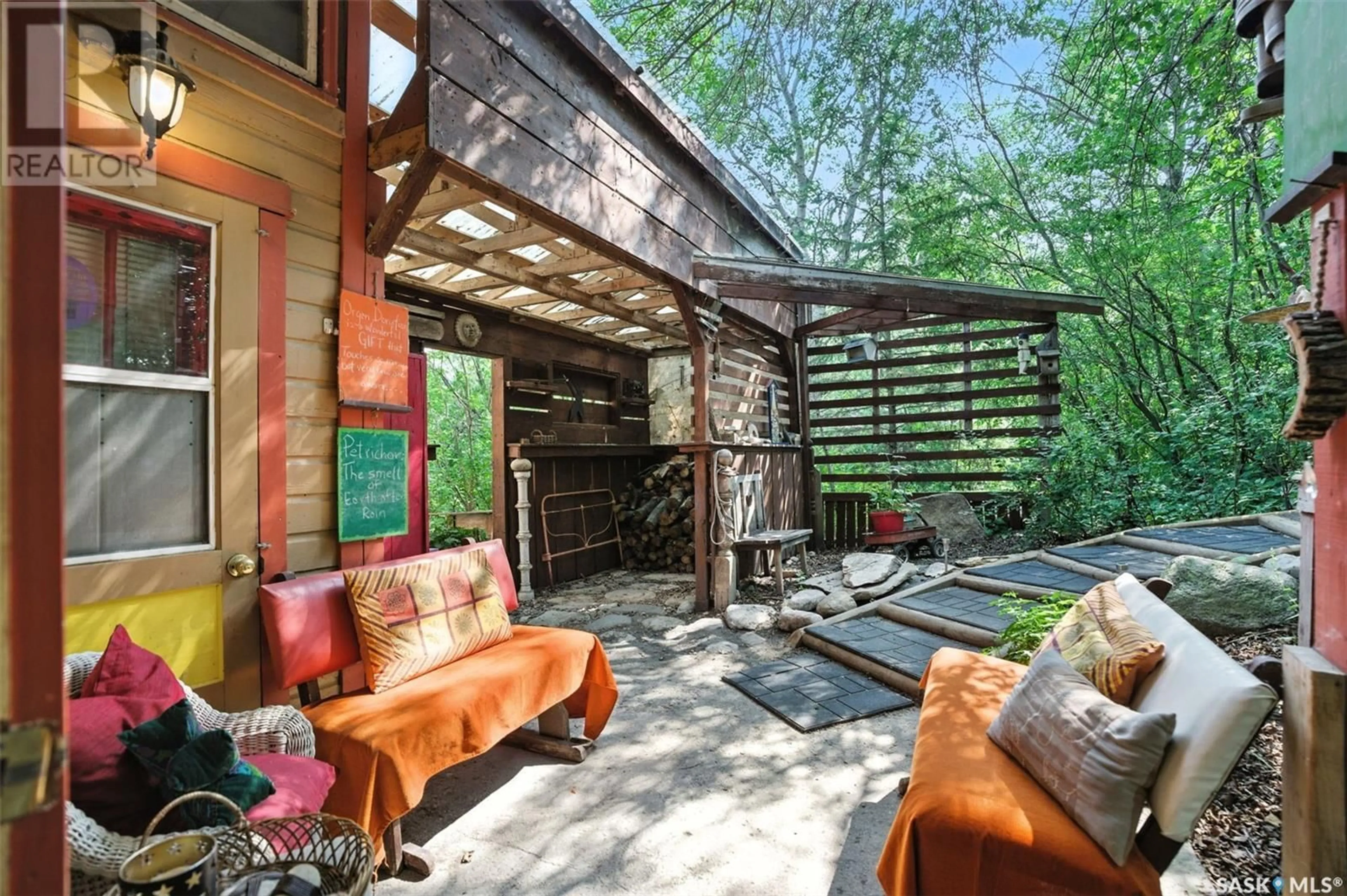 Patio, unknown for 309 EVENSON AVENUE, Manitou Beach Saskatchewan S0K4T1