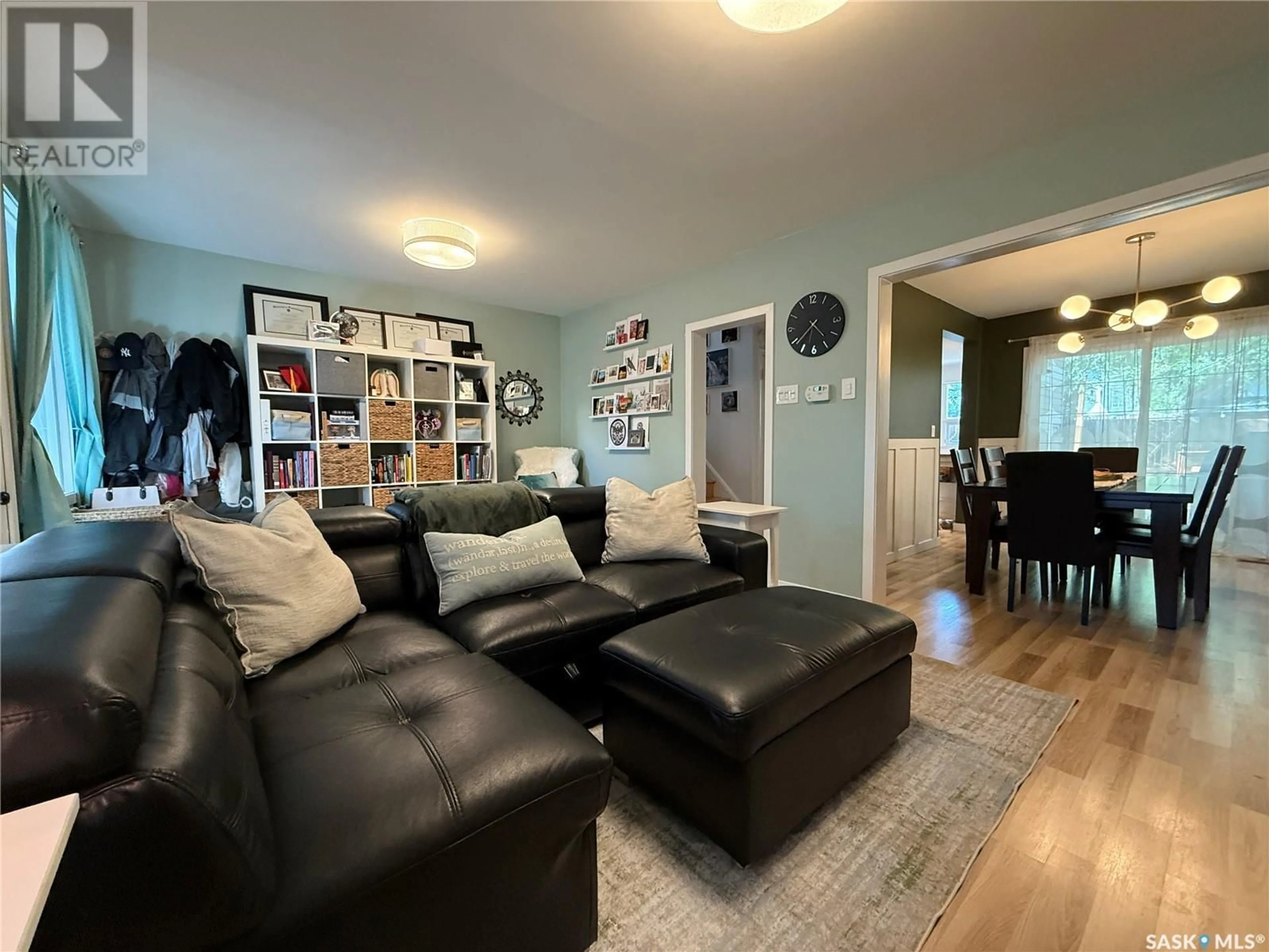 Living room with furniture, unknown for 202 28TH STREET, Saskatoon Saskatchewan S7L0K3