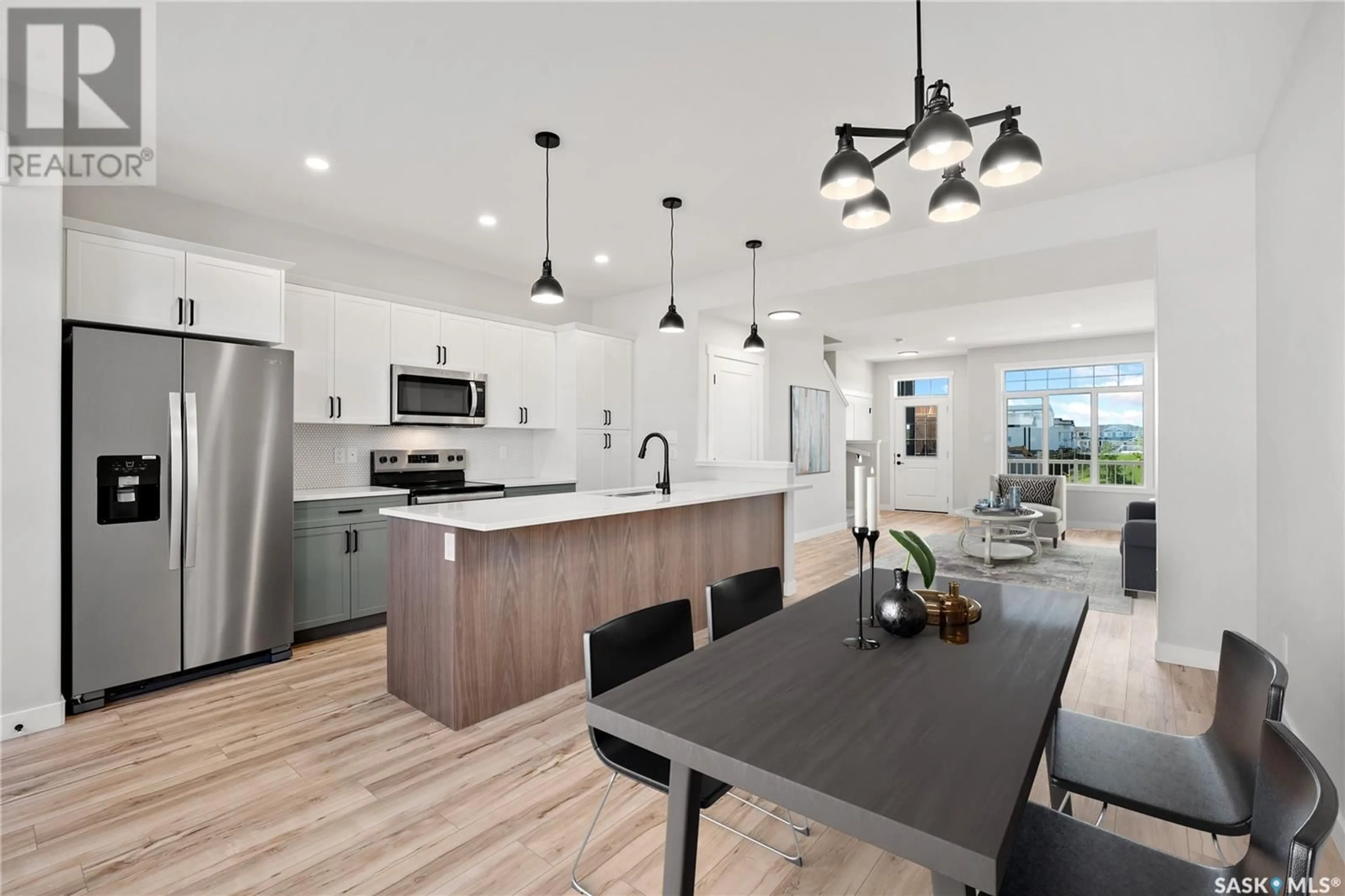 Open concept kitchen, unknown for 1741 MARKET STREET, Regina Saskatchewan S4Y0G2