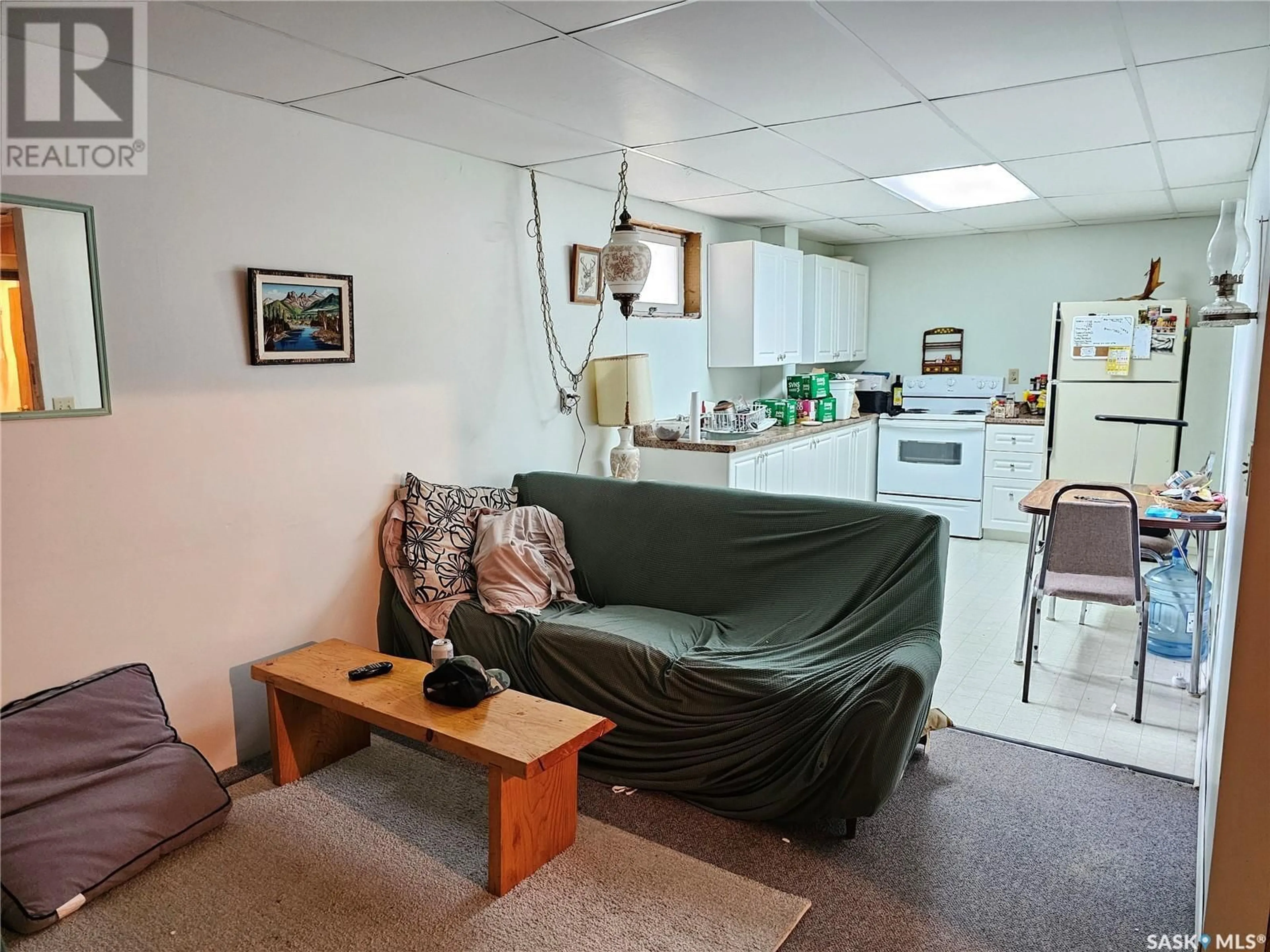 A pic of a room for 411 3RD AVENUE, Meadow Lake Saskatchewan S9X1B8
