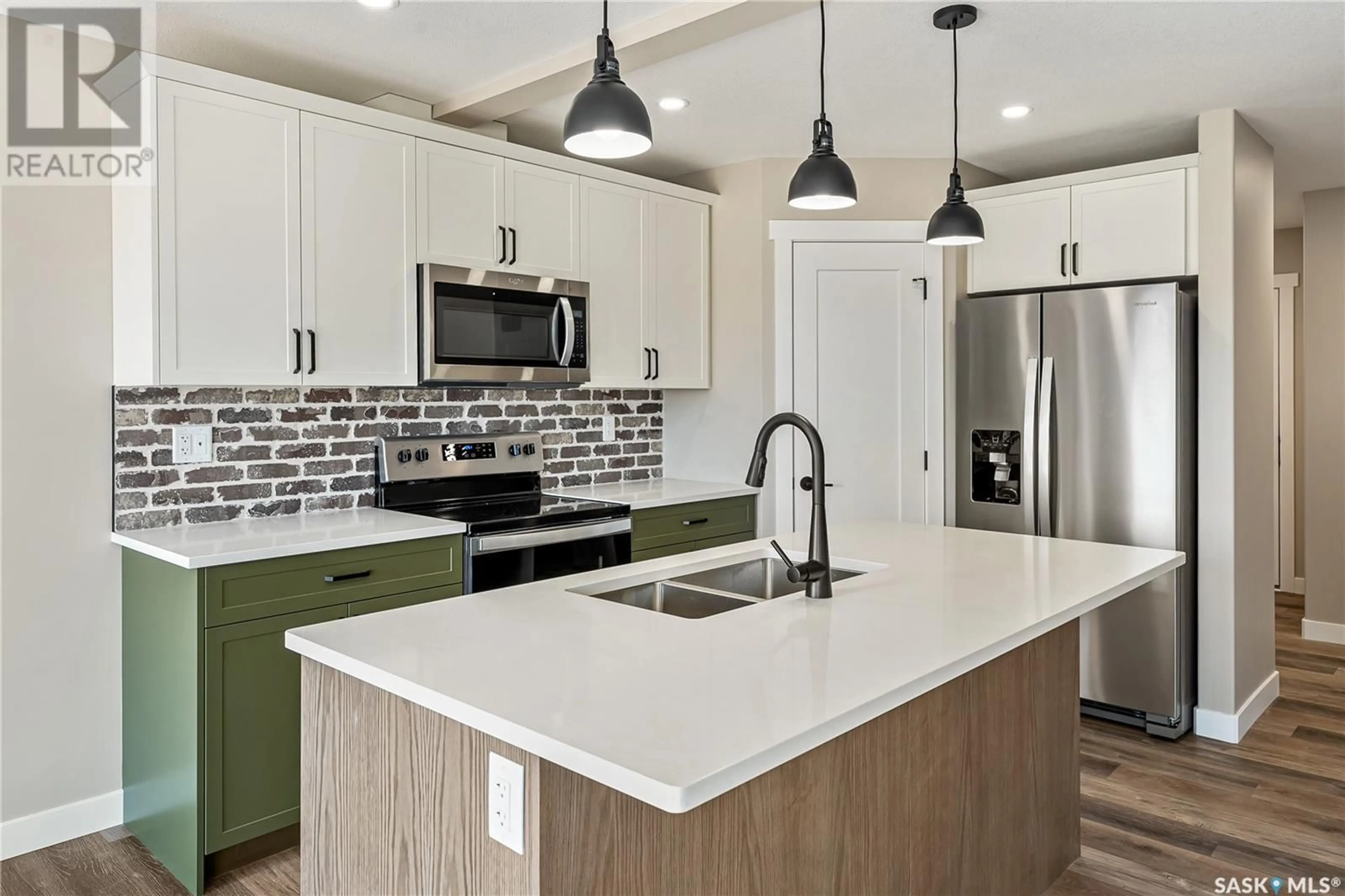 Open concept kitchen, ceramic/tile floor for 1717 MUSTARD STREET, Regina Saskatchewan S4Y0G1