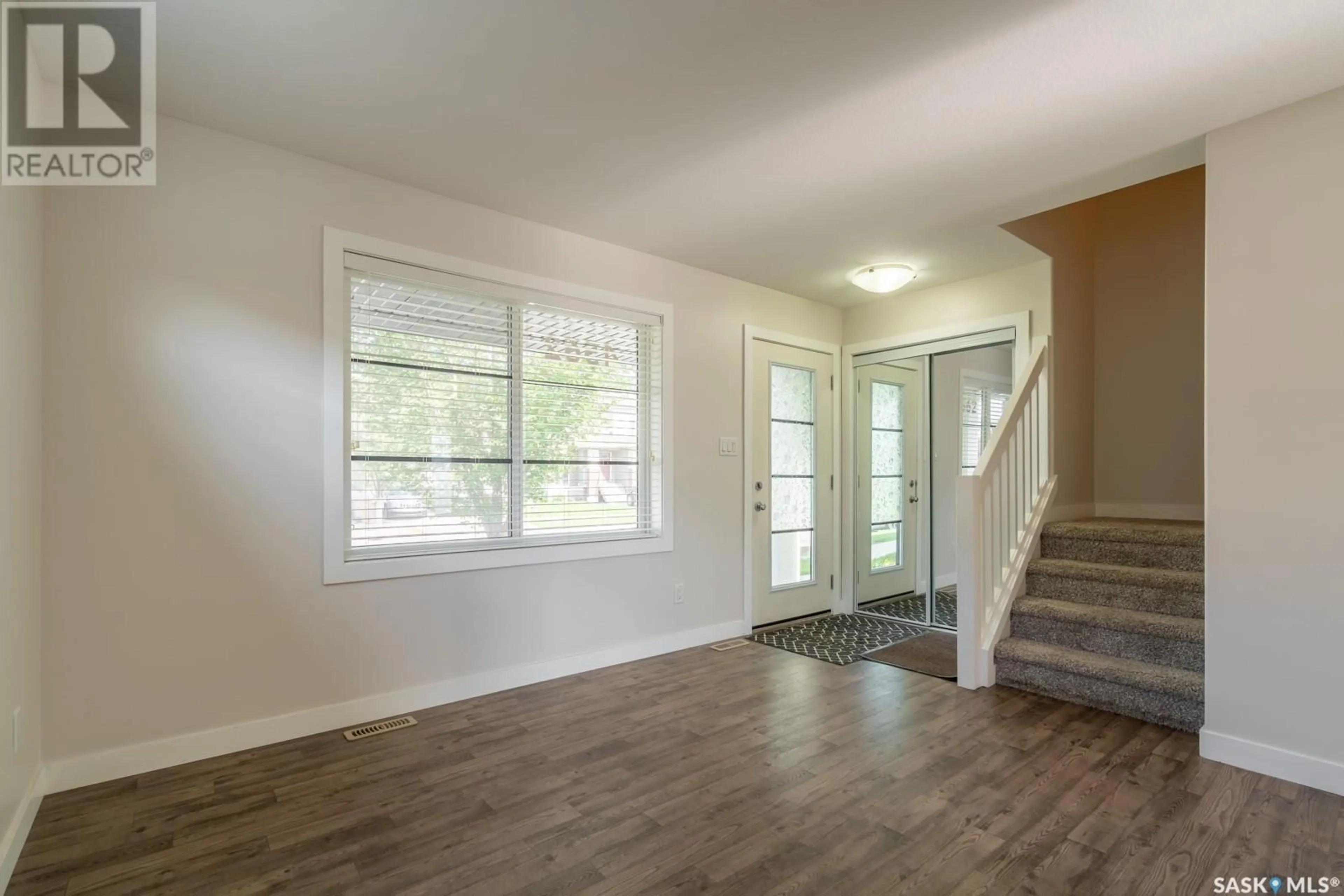 Unknown for 4562 JAMES HILL ROAD, Regina Saskatchewan S4W0K8