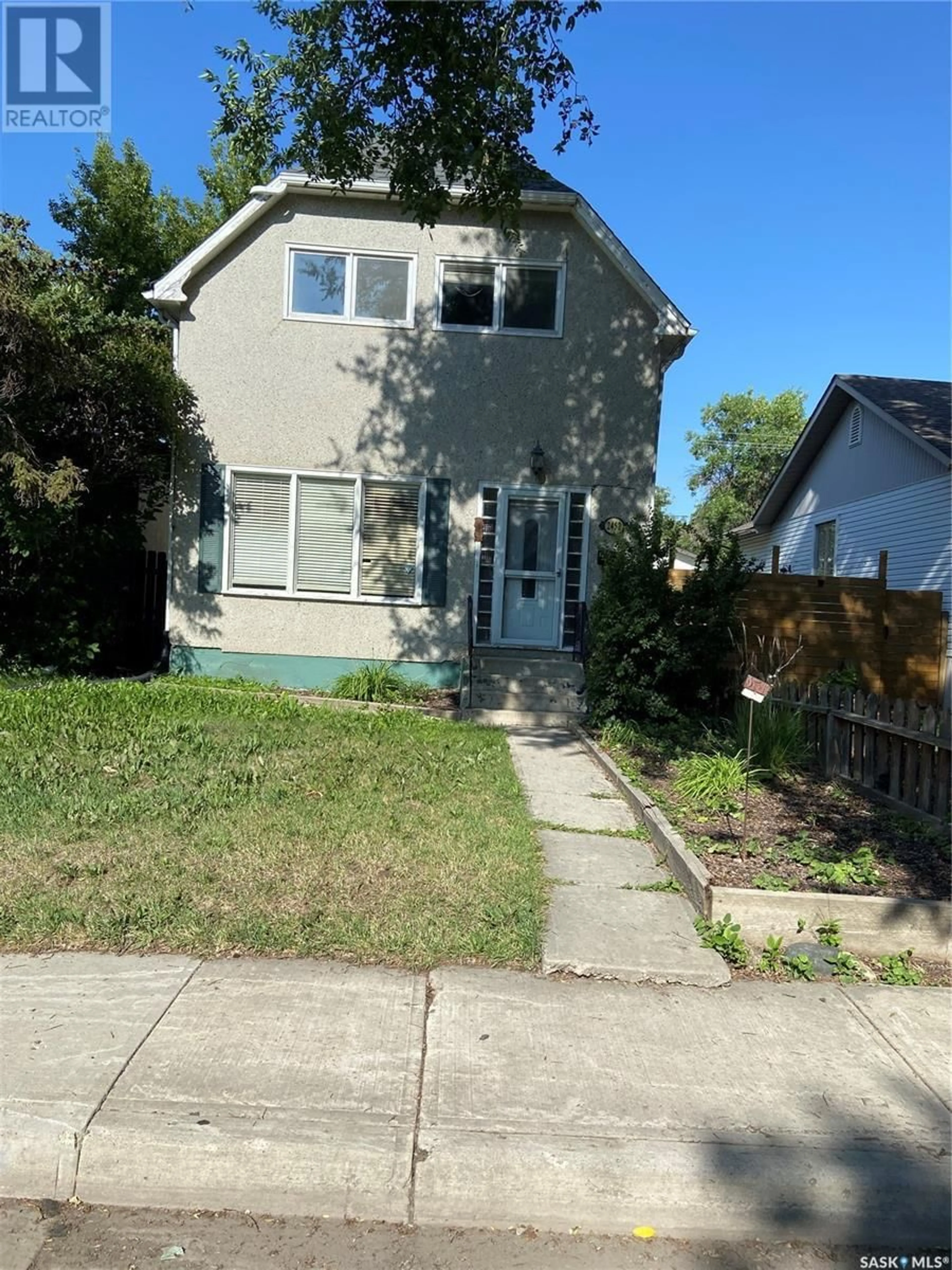 A pic from outside/outdoor area/front of a property/back of a property/a pic from drone, street for 2452 WALLACE STREET, Regina Saskatchewan S4N4B3