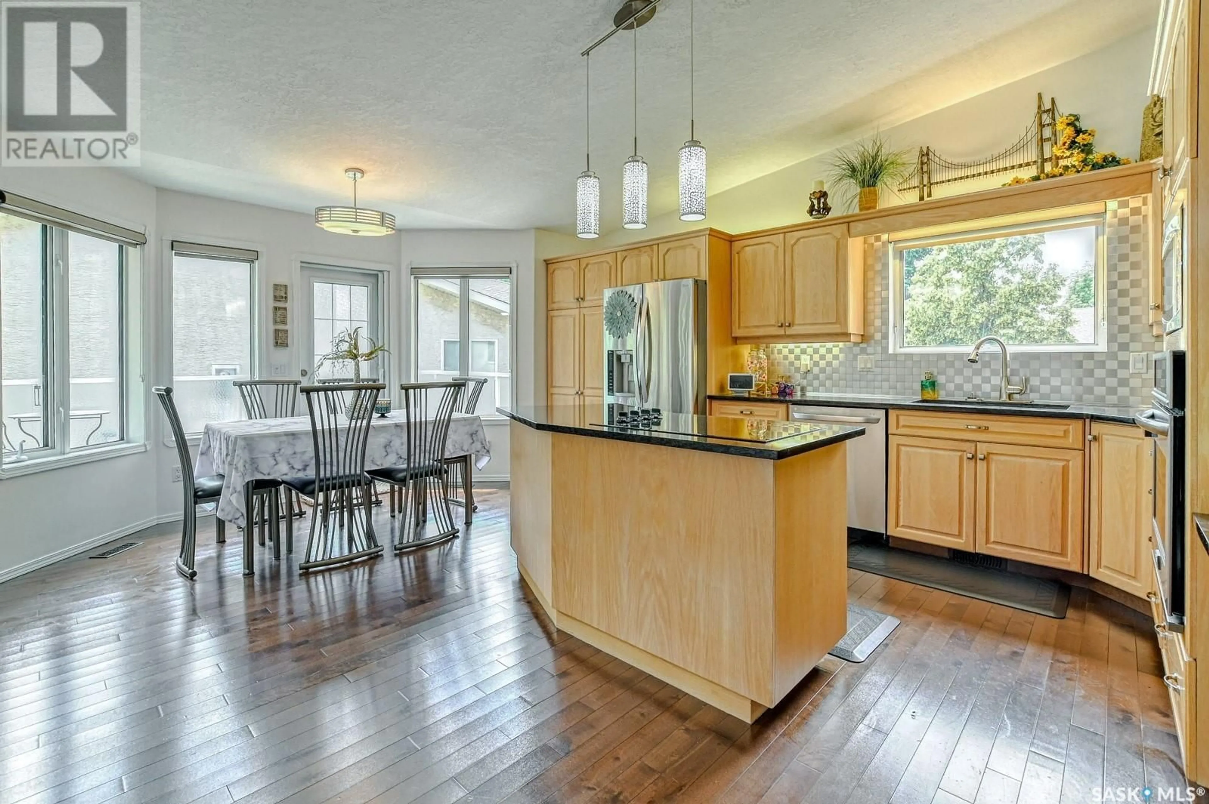 Open concept kitchen, unknown for 3168 RENFREW CRESCENT, Regina Saskatchewan S4V2W5