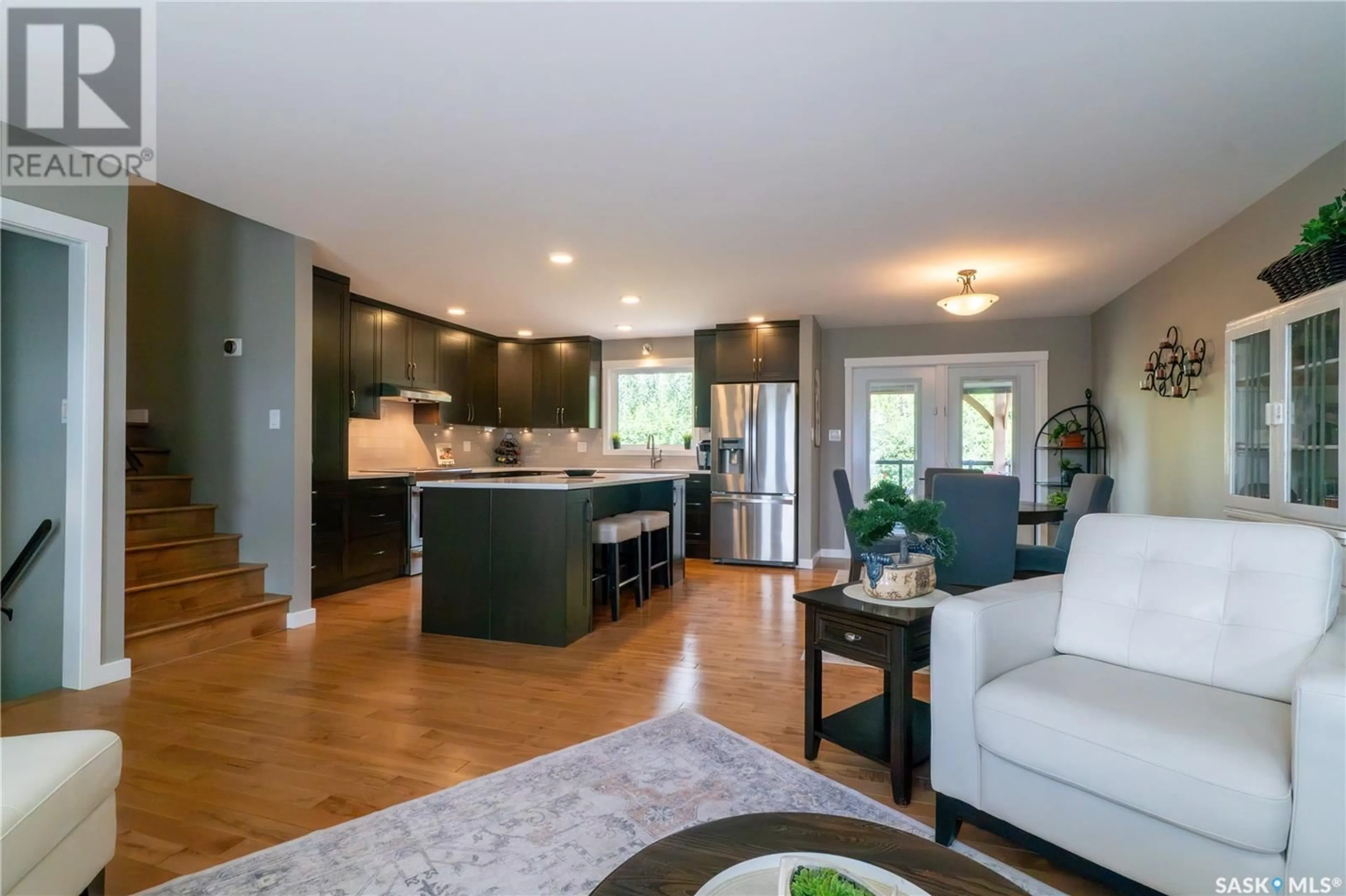Open concept kitchen, unknown for 110 ROBORECKI CRESCENT, Saskatoon Saskatchewan S7K5K9