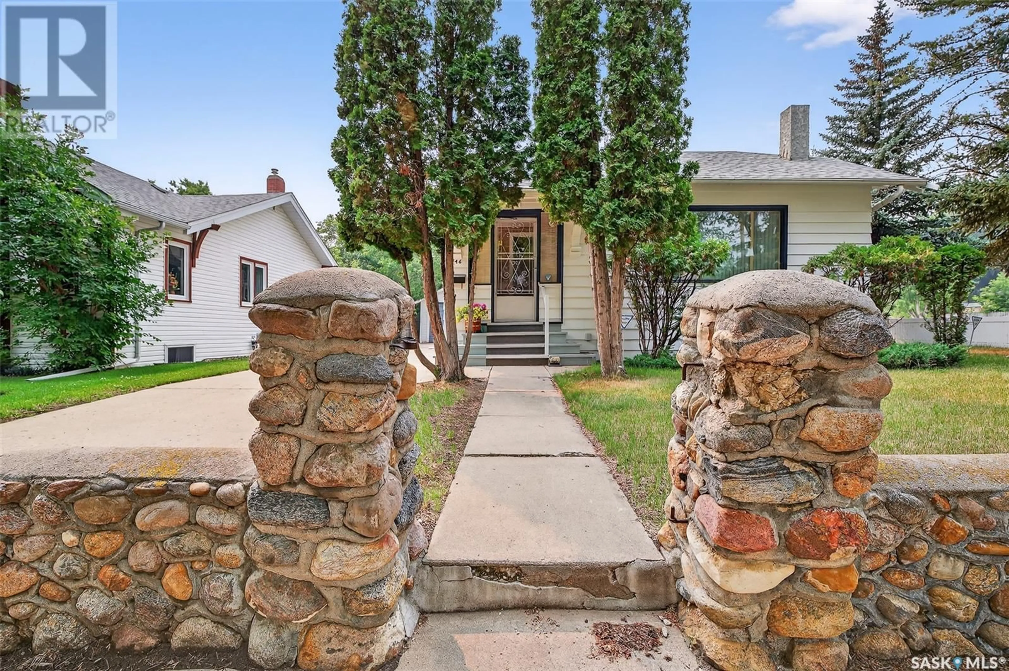 Home with brick exterior material, street for 946 2ND AVENUE, Moose Jaw Saskatchewan S6H1C1