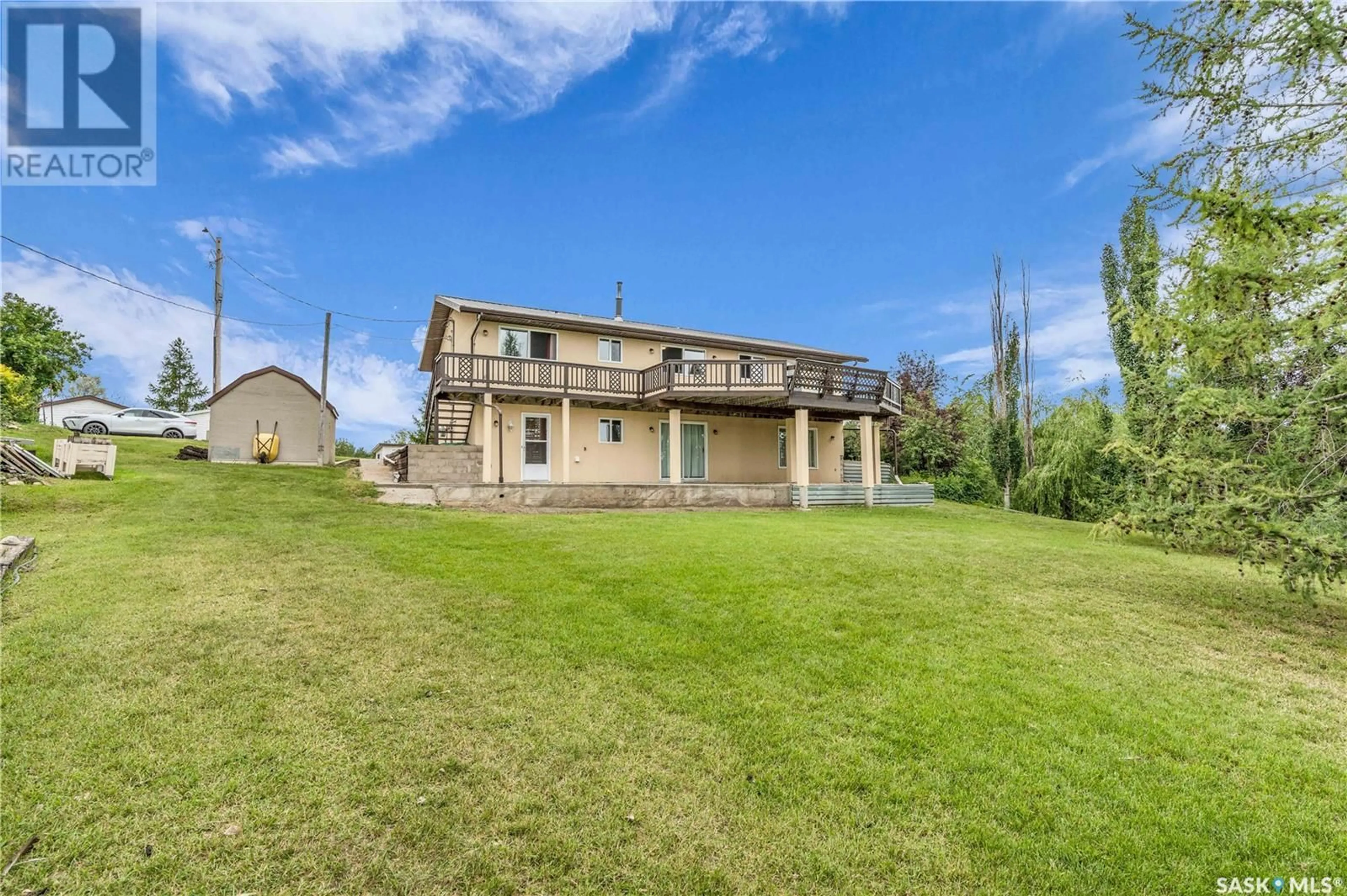 A pic from outside/outdoor area/front of a property/back of a property/a pic from drone, building for 115 MURRAY LAKE CRESCENT, Meota Rm No.468 Saskatchewan S0M0L0