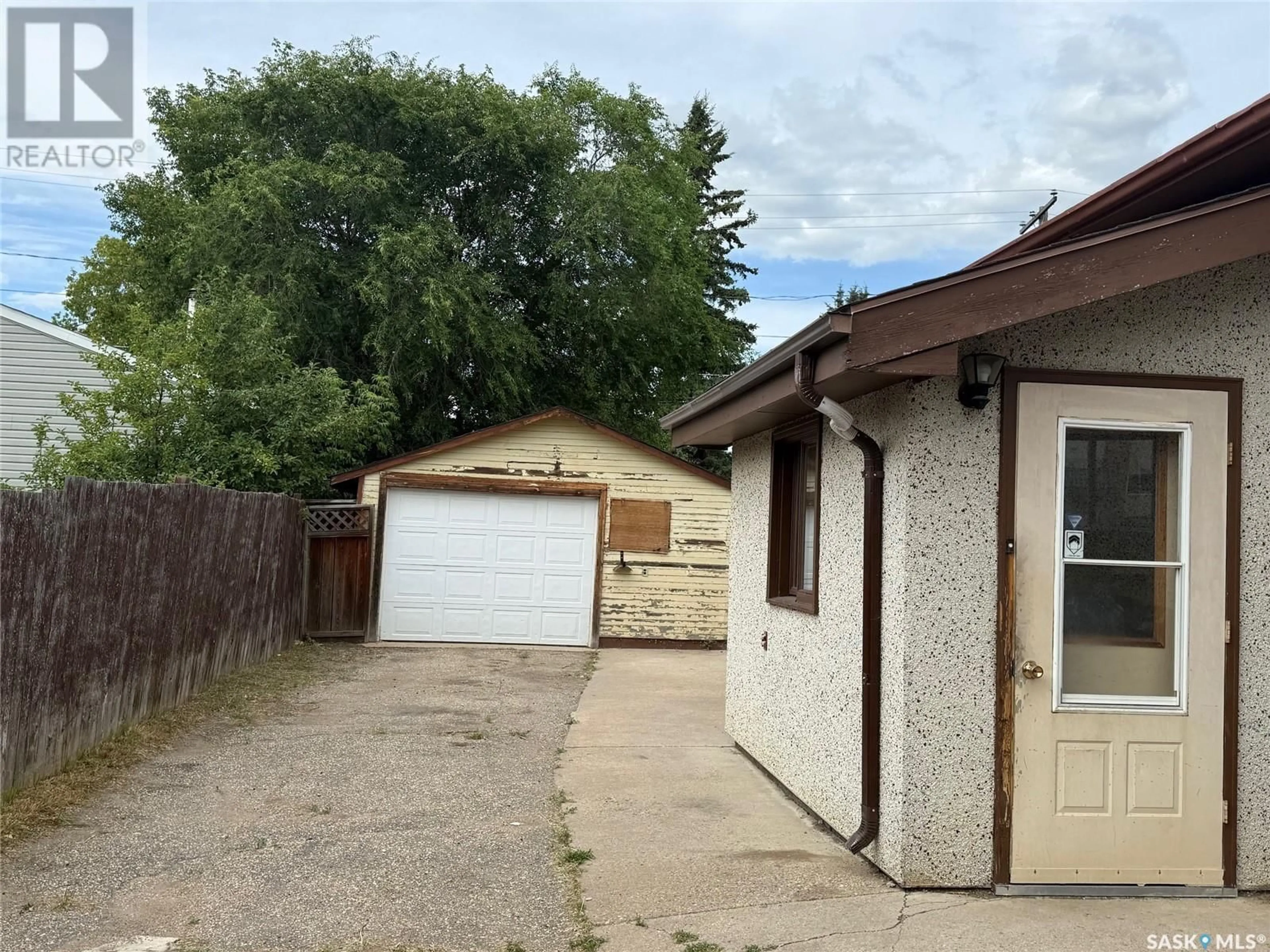 A pic from outside/outdoor area/front of a property/back of a property/a pic from drone, street for 1726 15TH STREET, Prince Albert Saskatchewan S6V3T5