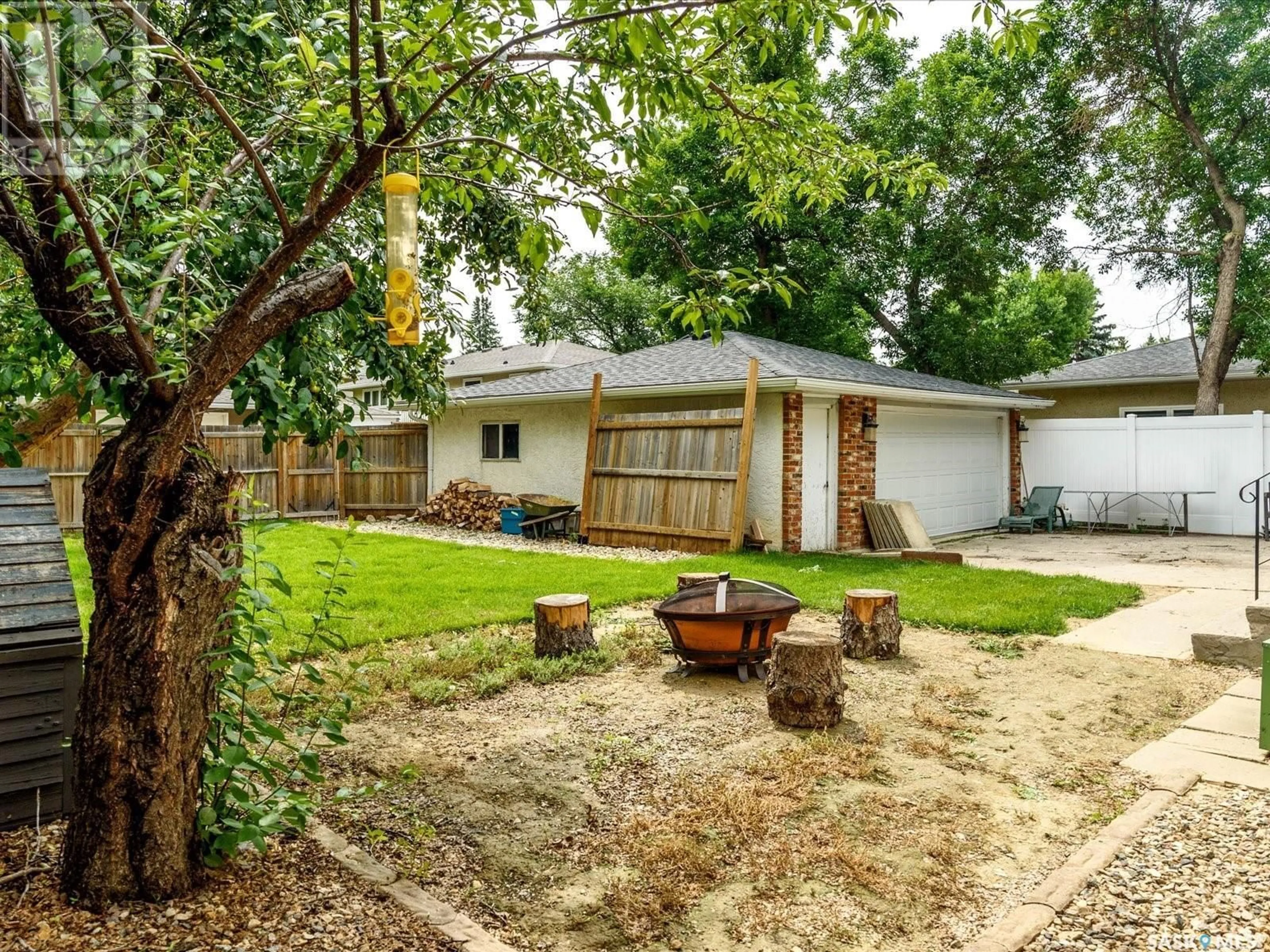 Unknown for 839 MCINTOSH STREET, Regina Saskatchewan S4R6H1