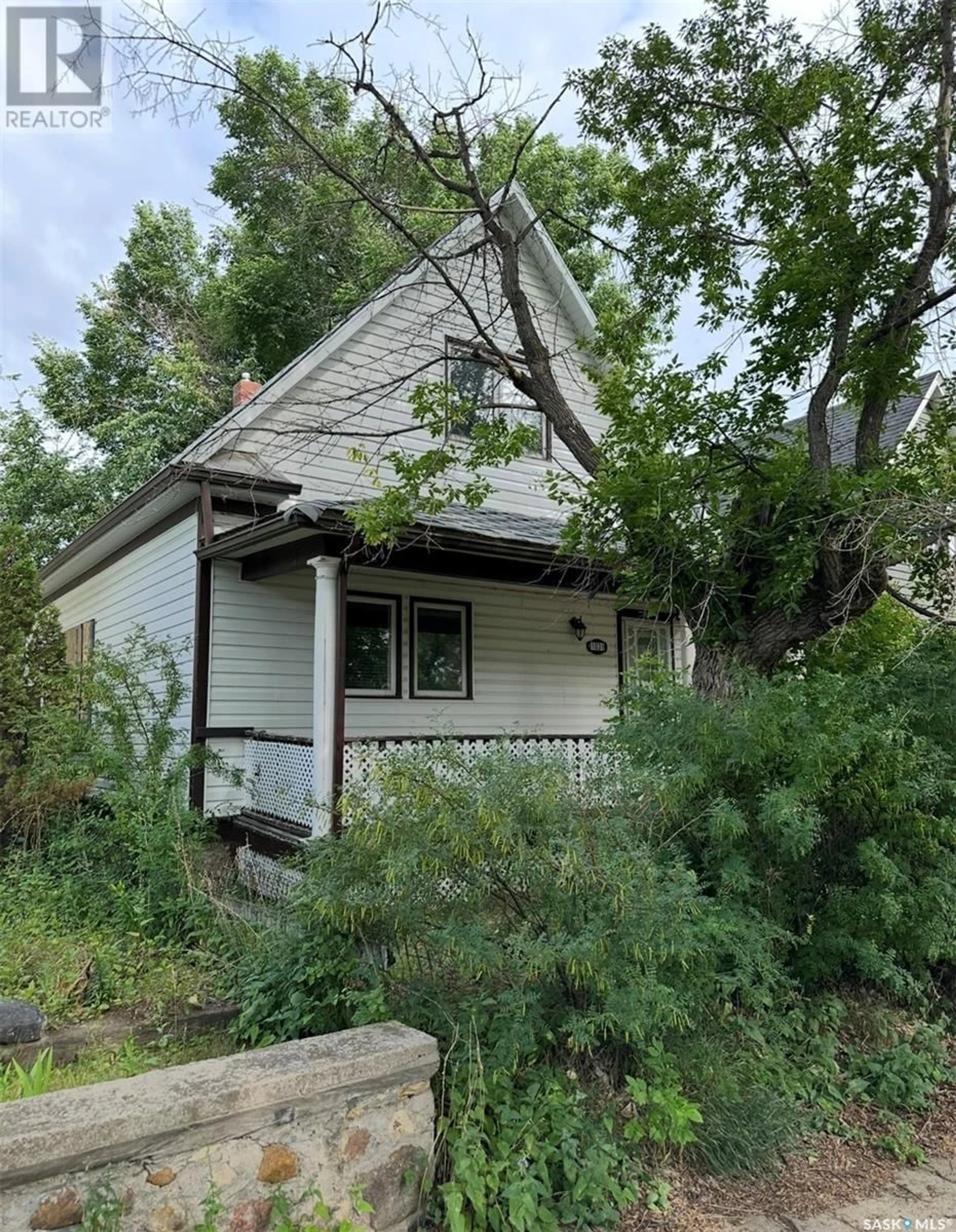 Unknown for 1031 3RD AVENUE, Moose Jaw Saskatchewan S6H1E6