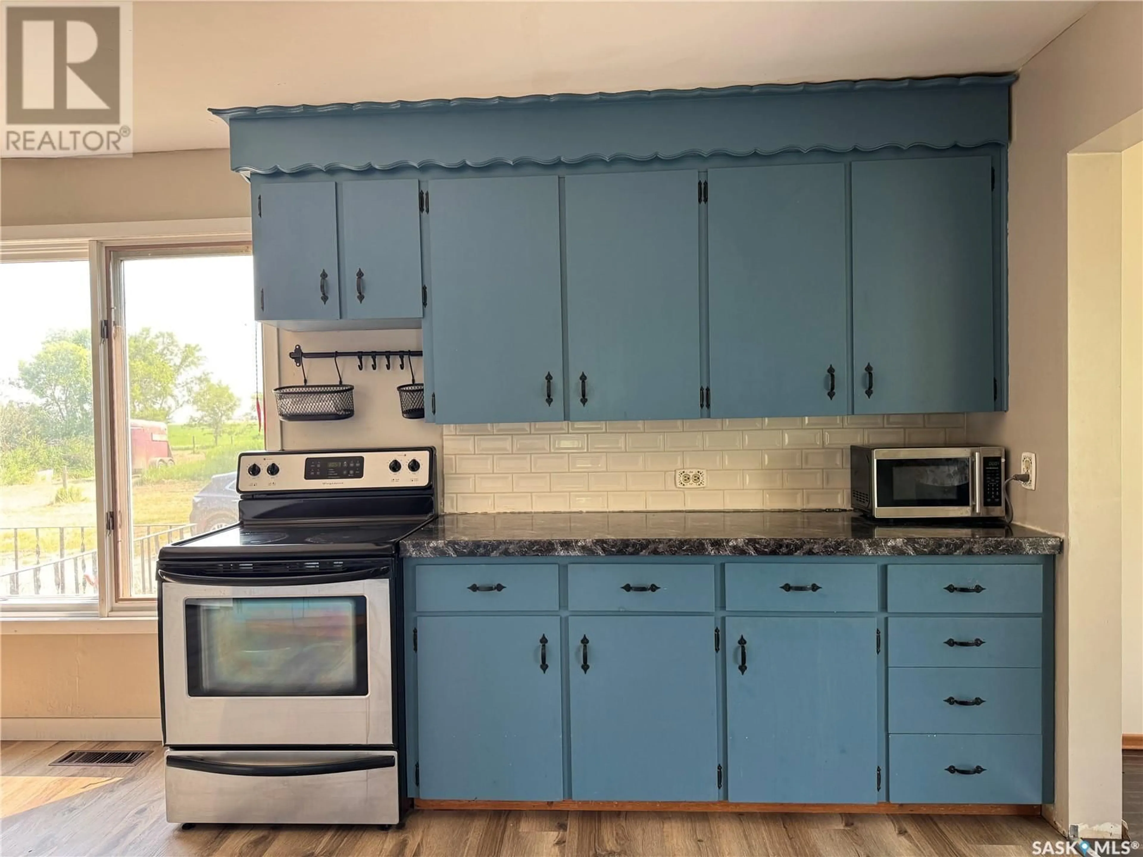 Standard kitchen, unknown for NOKOMIS ACREAGE, Wreford Rm No. 280 Saskatchewan S0G3R0