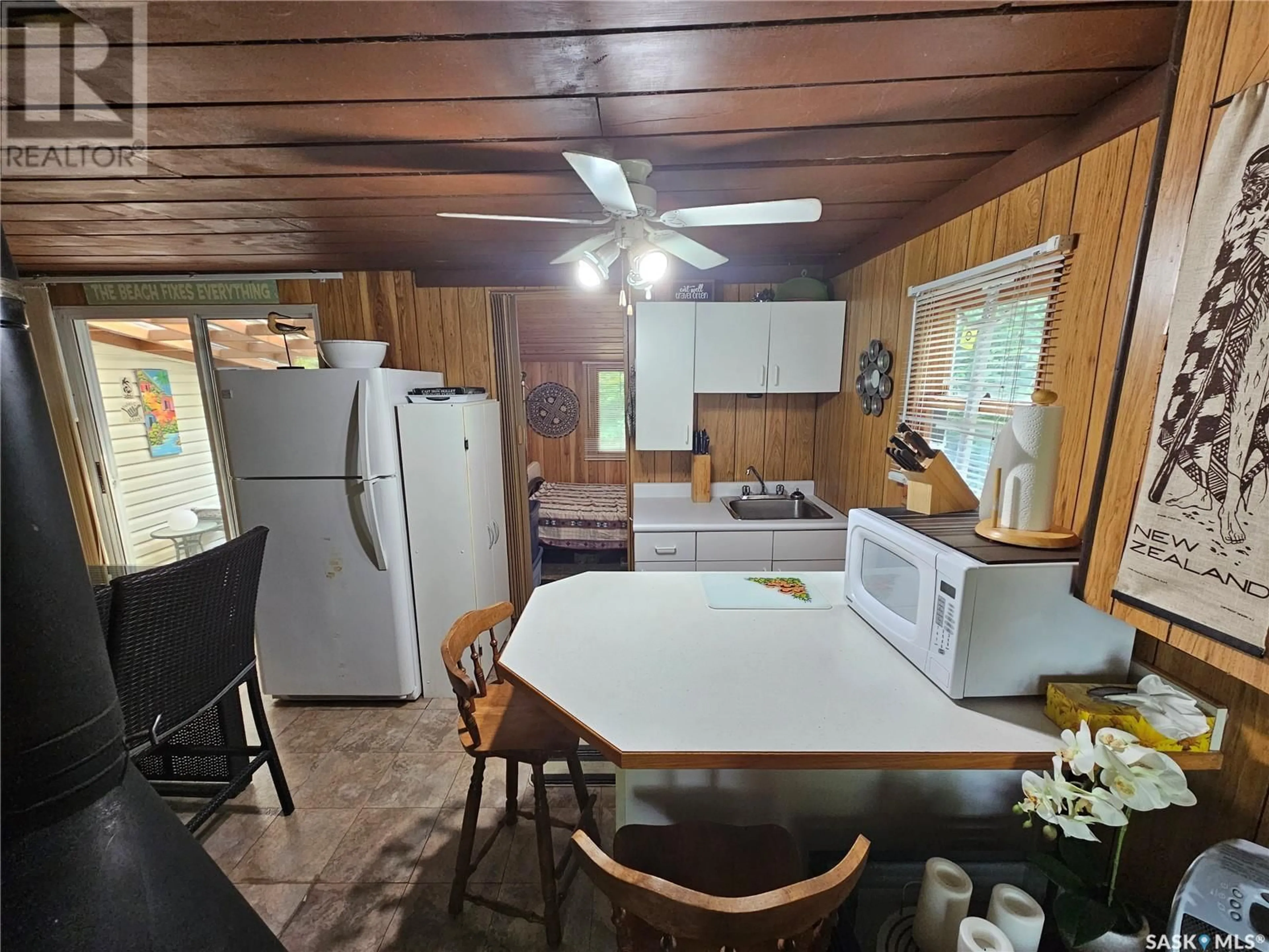 Standard kitchen, unknown for 649 6TH STREET, White Bear IR 70 Saskatchewan S0C0R0