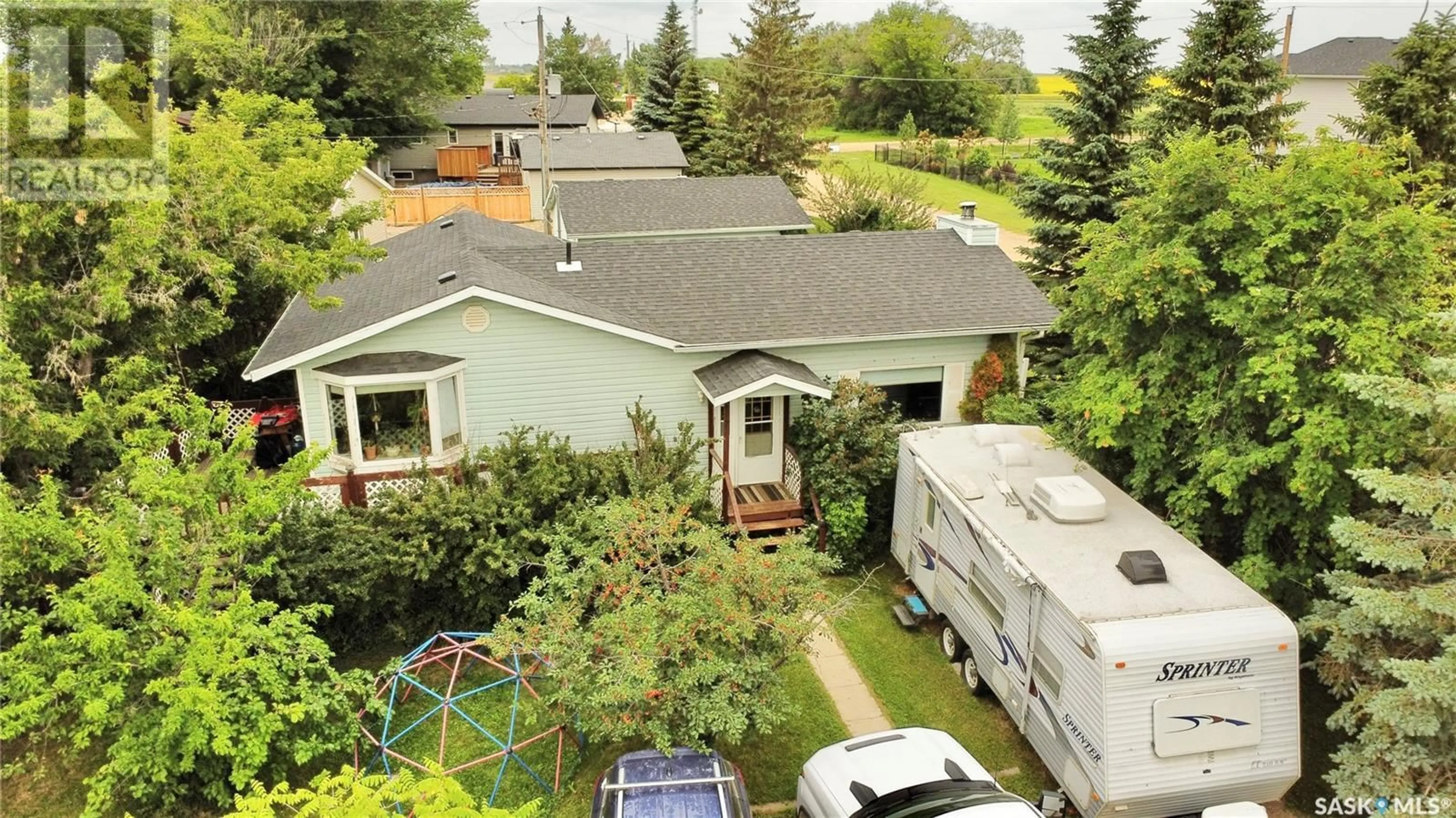 A pic from outside/outdoor area/front of a property/back of a property/a pic from drone, street for 2 HORDERN STREET, Shields Saskatchewan S7C0A1