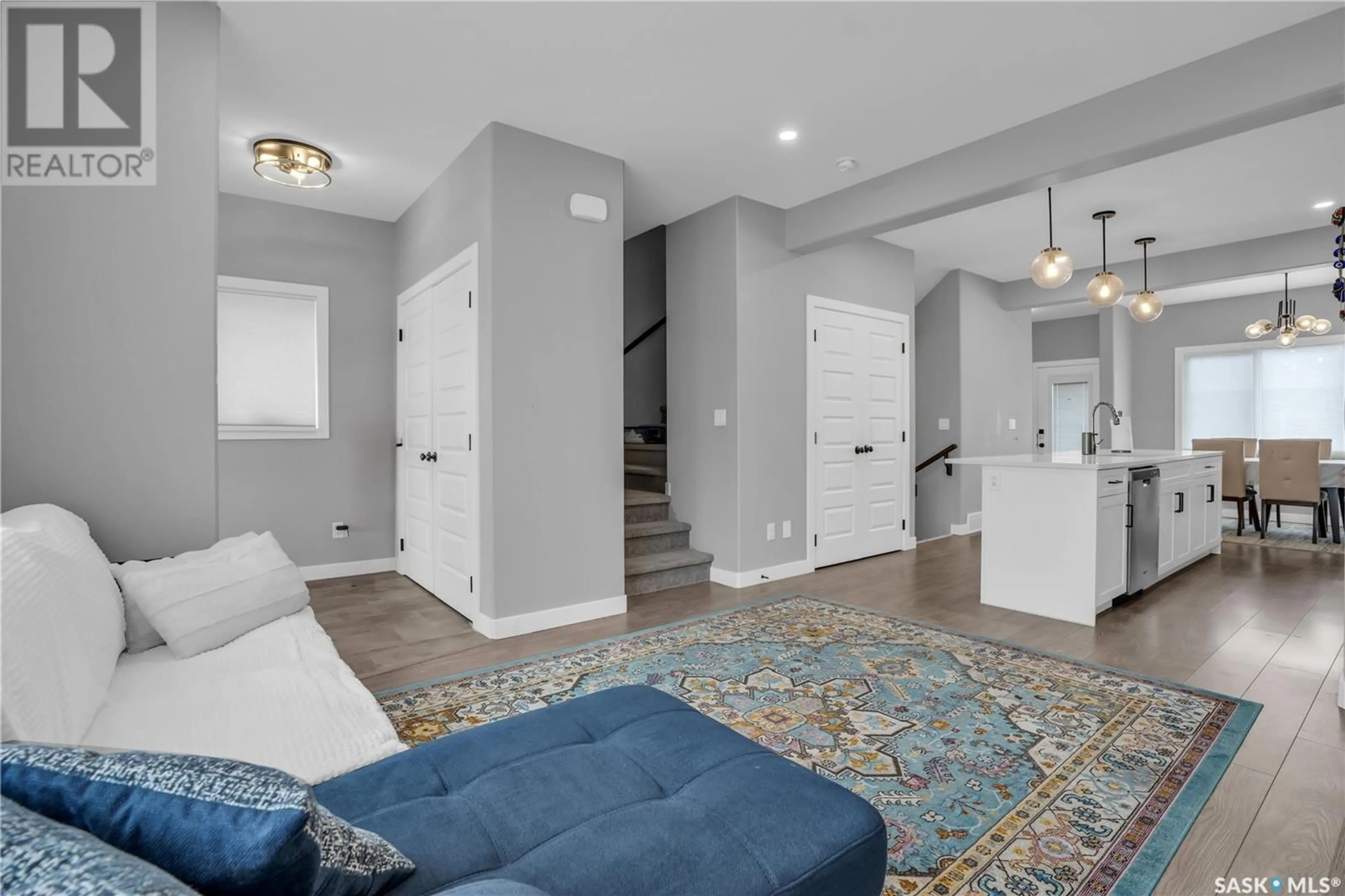 Indoor entryway for 262 BRIGHTON BOULEVARD, Saskatoon Saskatchewan S7V0V8